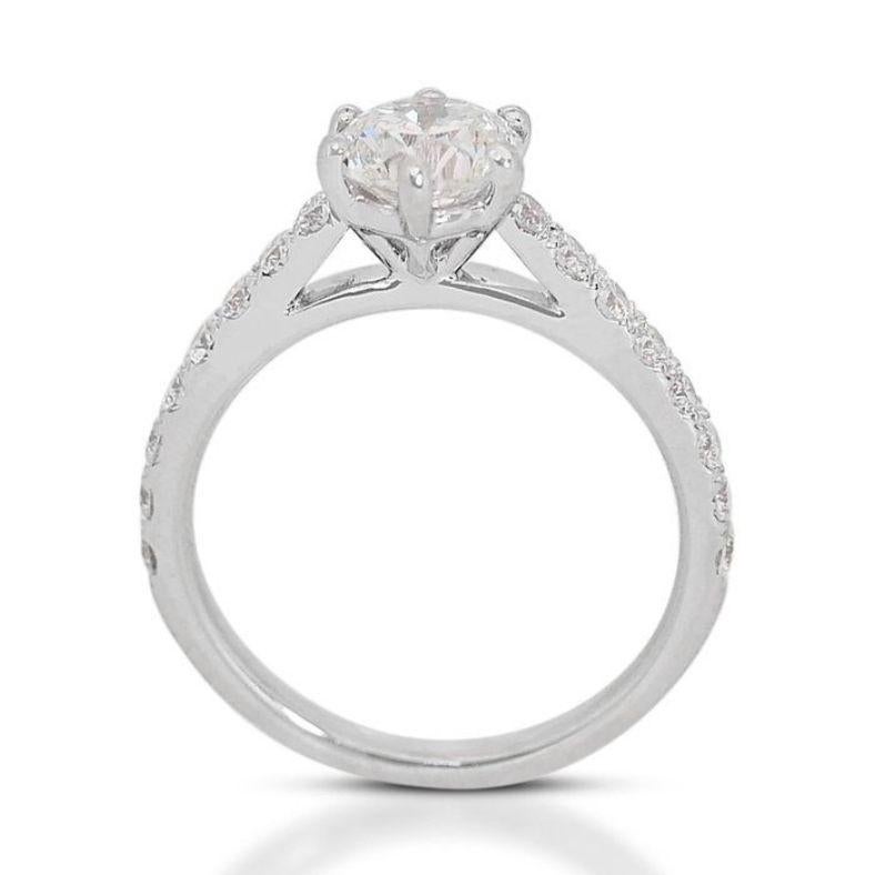 Women's Captivating 0.90ct Round Brilliant Diamond Pave Ring in 18K White Gold For Sale