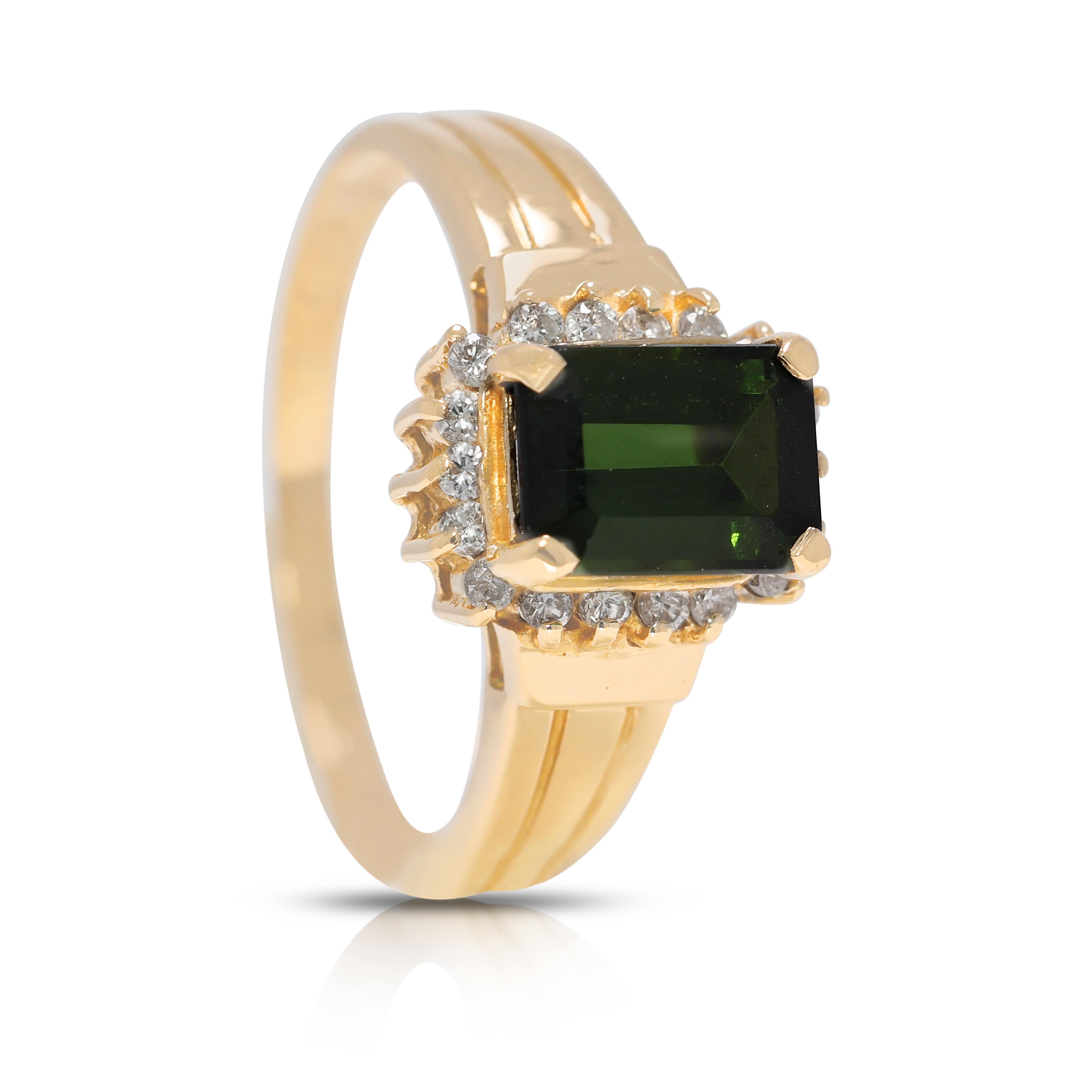 Taille émeraude Captivant bague en or jaune 18 carats, tsavorite 0,96 carat et diamant naturel en vente