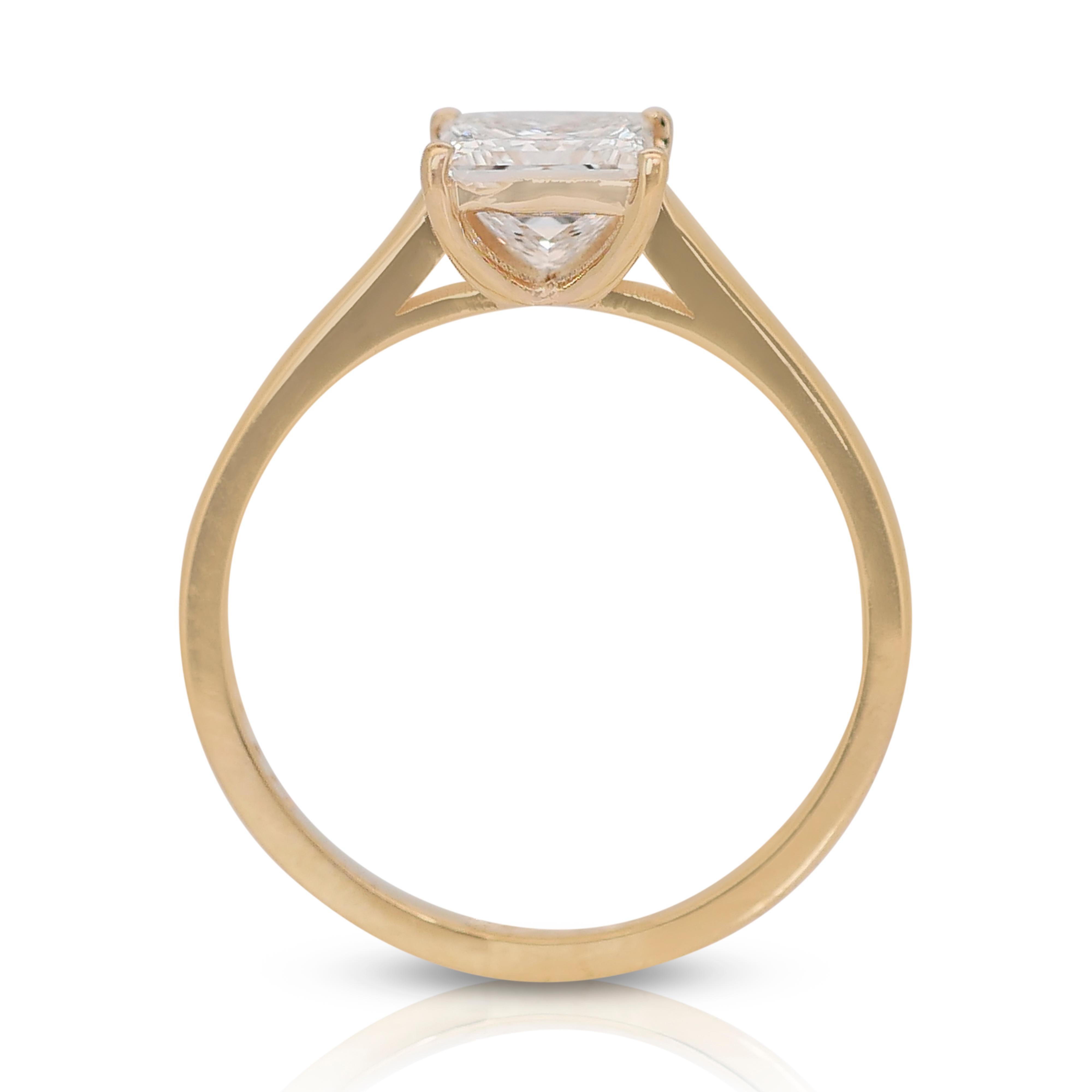 Captivante bague solitaire en or jaune 18k avec 1,00ct de diamant - Certifiée GIA Neuf - En vente à רמת גן, IL