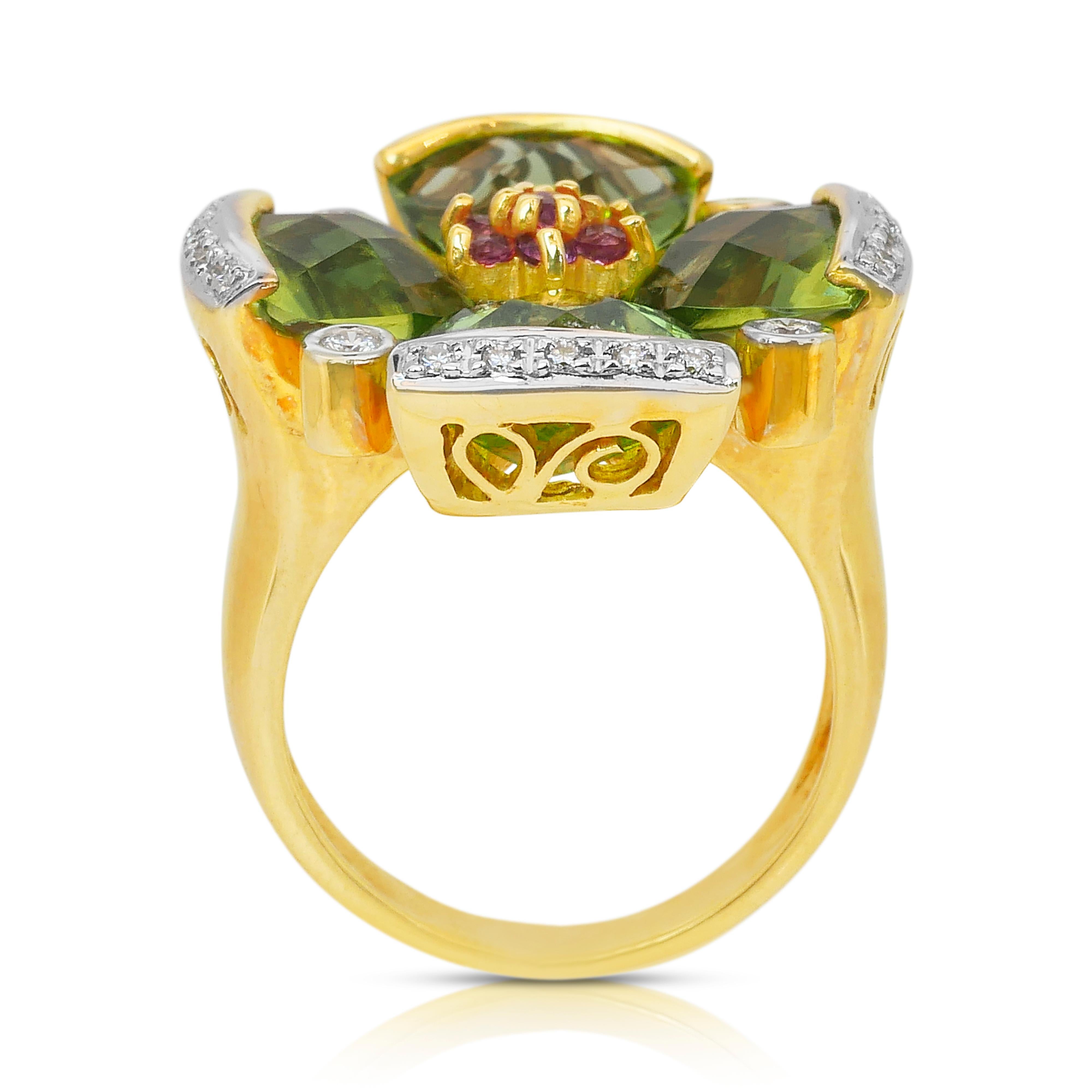 Captivating 10.49ct Peridots, Tourmalines, and Diamonds Cocktail Ring en vente 3