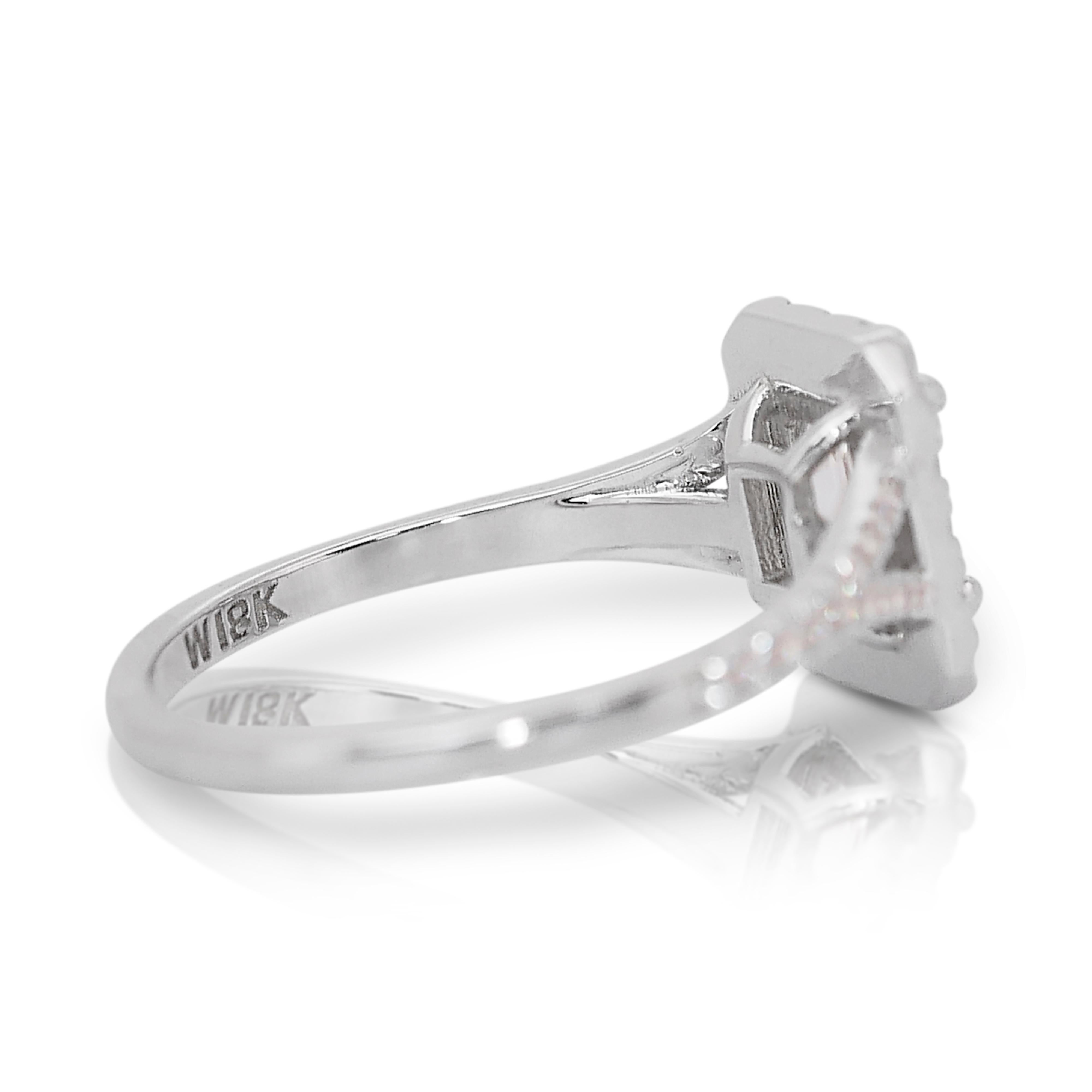Bezaubernder 1,15 Karat Diamant-Halo-Ring mit Smaragdschliff aus 18 Karat Weißgold - GIA  Damen im Angebot