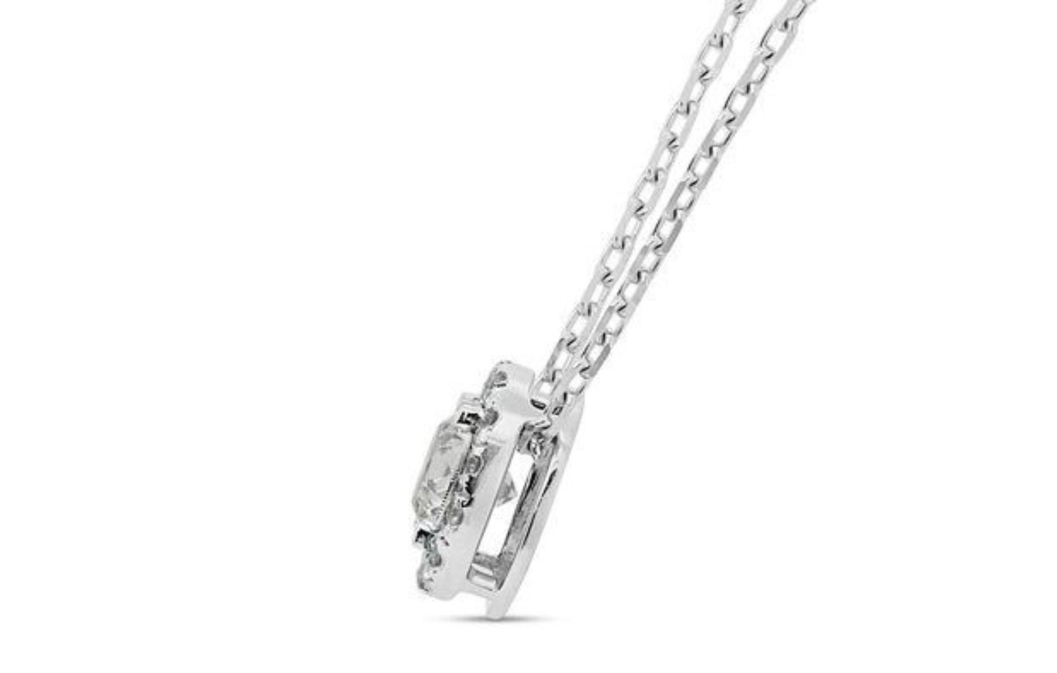 Women's Captivating 1.15ct Round Brilliant Diamond Necklace For Sale