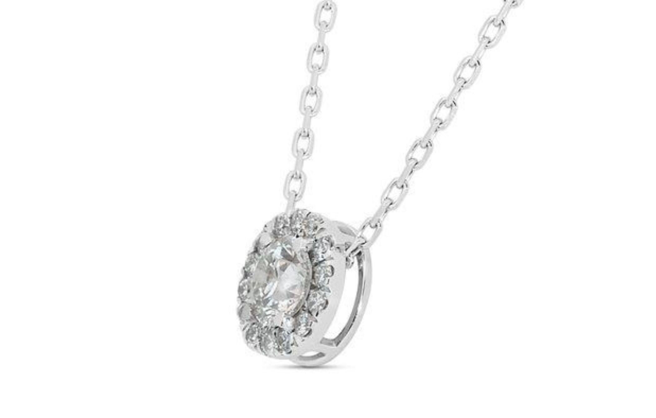 Captivating 1.15ct Round Brilliant Diamond Necklace For Sale 1