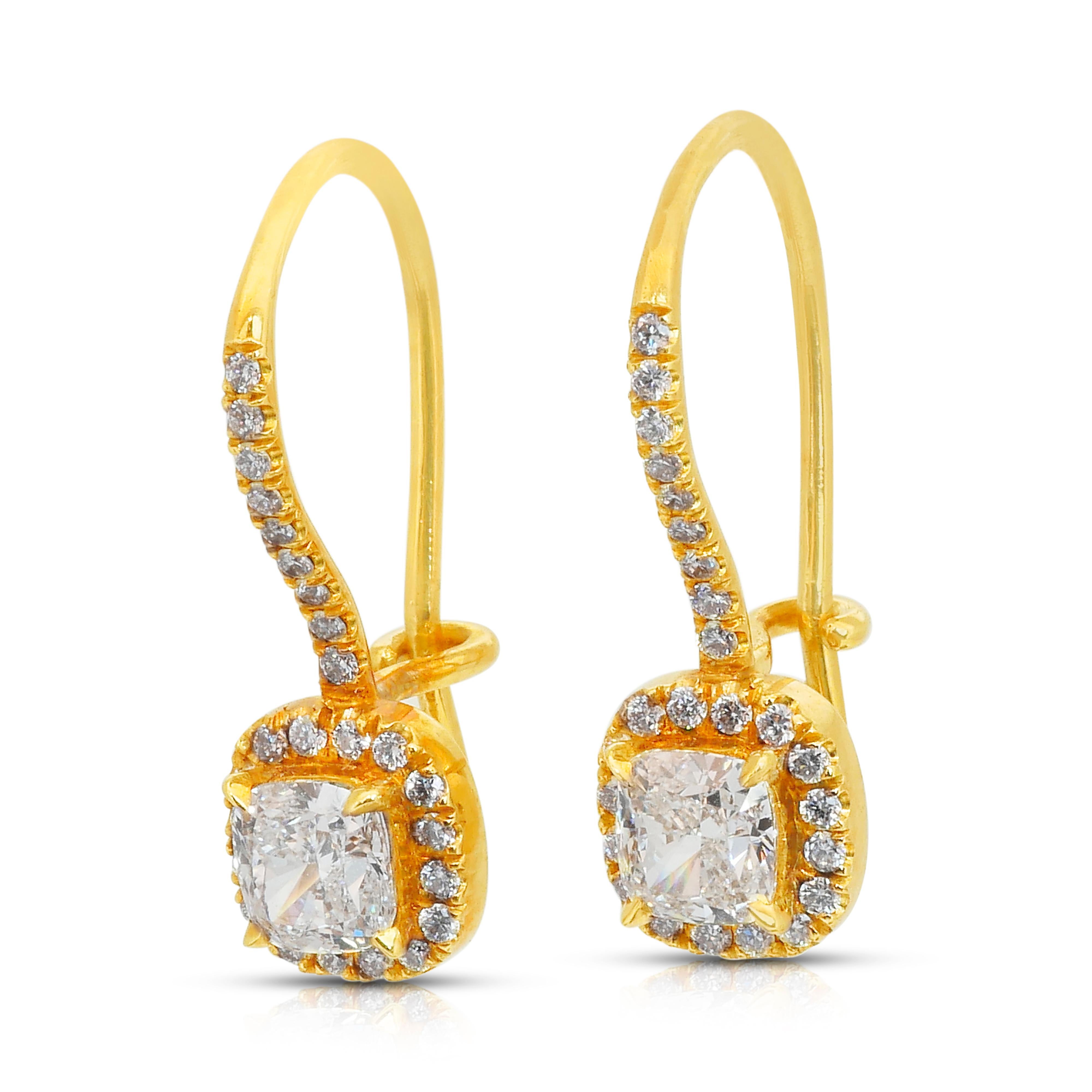 Boucles d'oreilles pendantes en or jaune 18 carats de 1,28 ct de diamants - certifiées GIA Neuf - En vente à רמת גן, IL