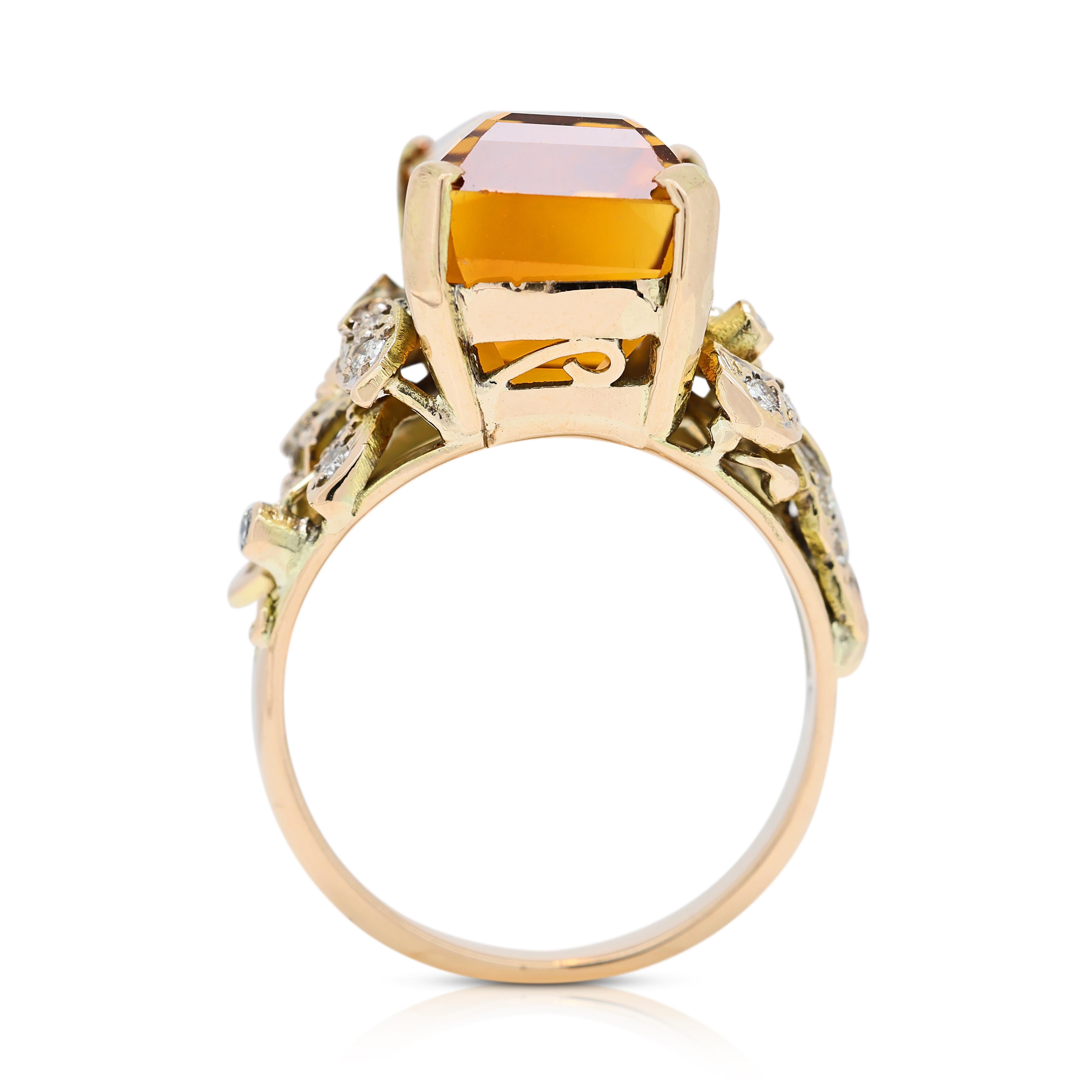 Captivant bague grappe de 14,58 carats en or jaune 14 carats avec citrine et diamants en vente 1