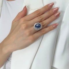 Captivating 16.6ct Star Sapphire and Diamonds Cluster Ring in 18k White Gold