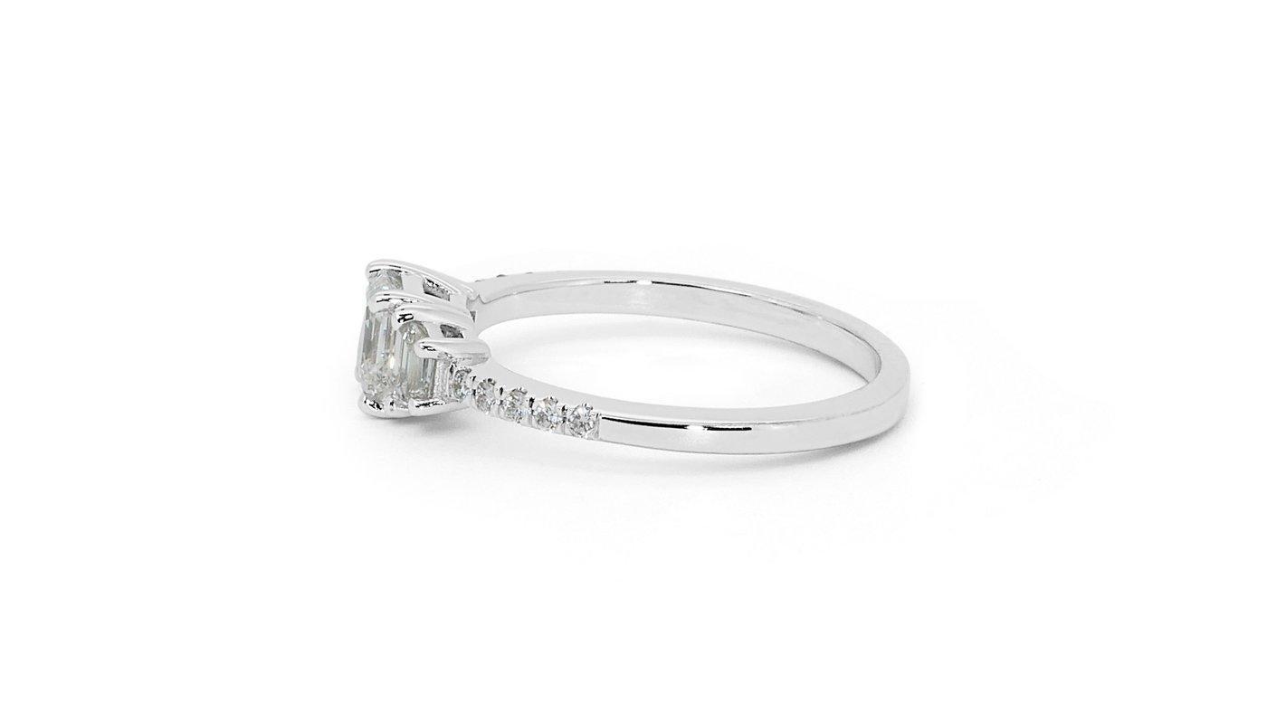 Captivating 18k White Gold Three Stone Ring 1.06ct Natural Diamonds GIA Cert 1
