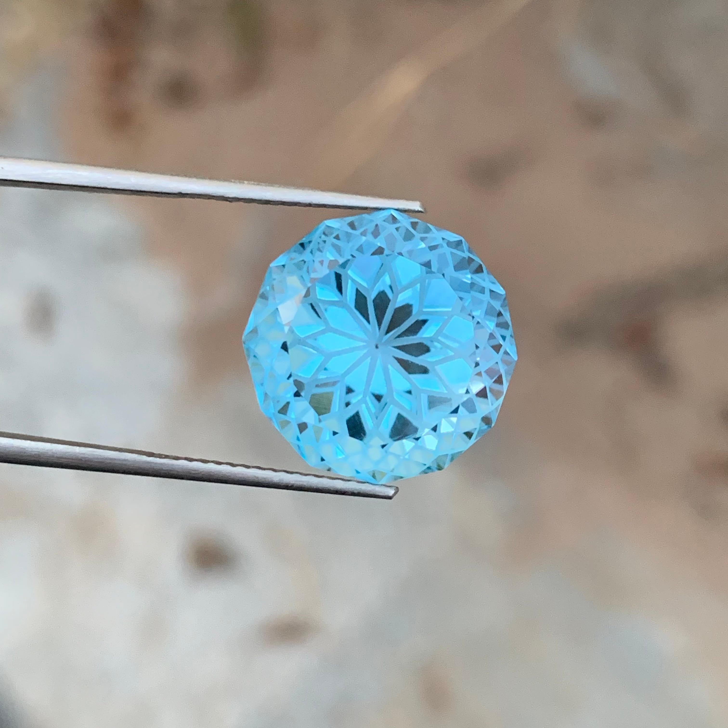 Fesselnde 19,65 Karat runder blauer Topas im Blumenschliff Edelsteinherstellung für Damen oder Herren im Angebot