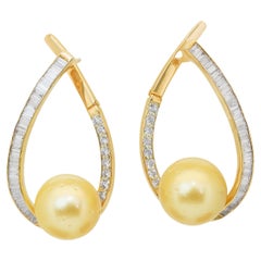 Captivating 22.29ct South Sea Cultured Pearls and Diamonds Earrings