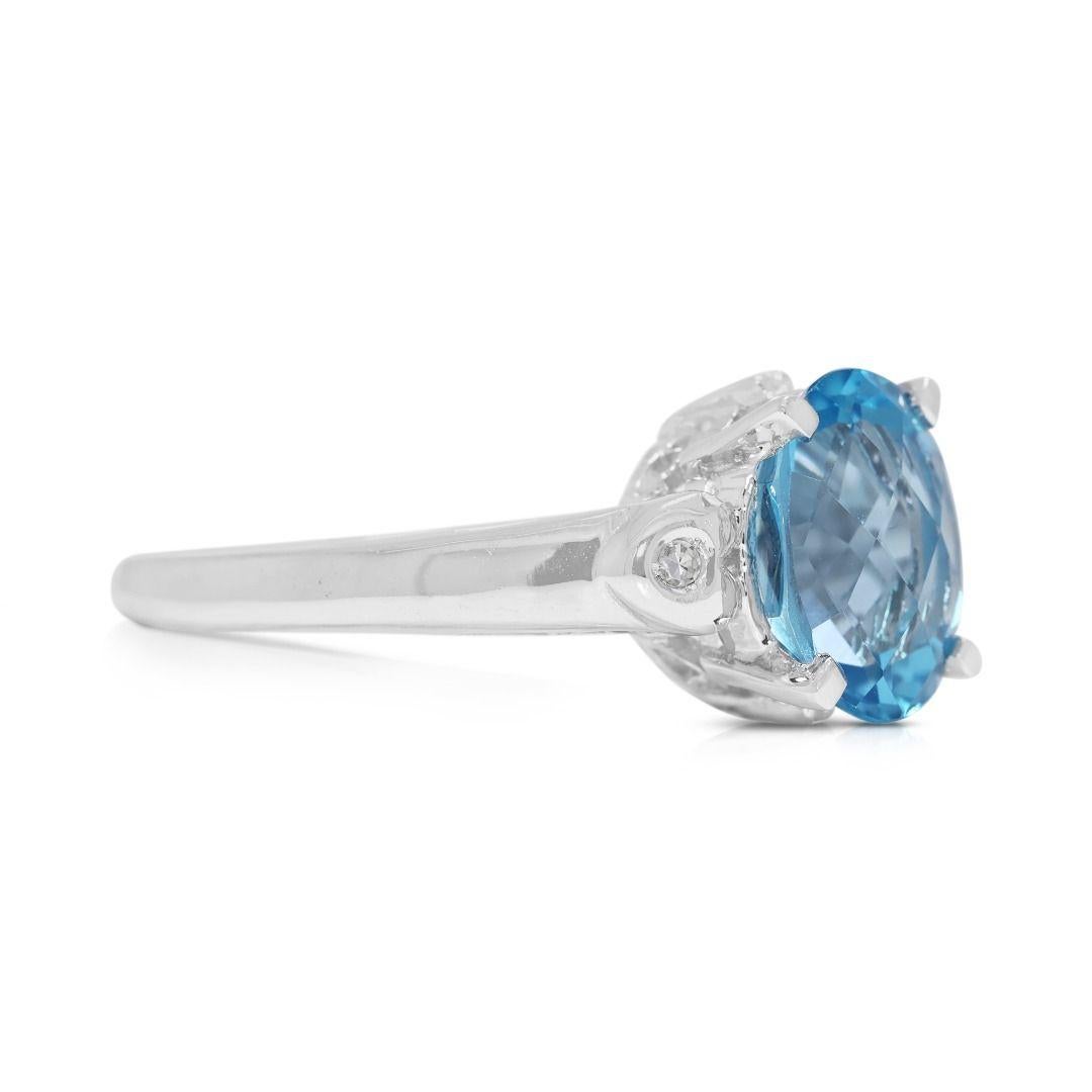 Captivating 2.71ct Blue Topaz & Natural Diamond 18K White Gold Ring Corte redondo en venta