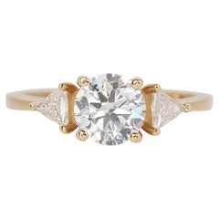 Captivating 3-stone 1.21ct Diamond Ring set in 18K Yellow Gold