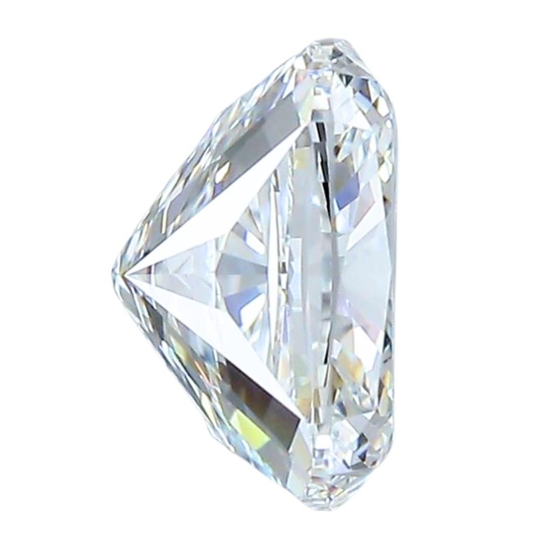 Taille coussin Captivant diamant taille coussin de 3.20 carats, certifié GIA en vente