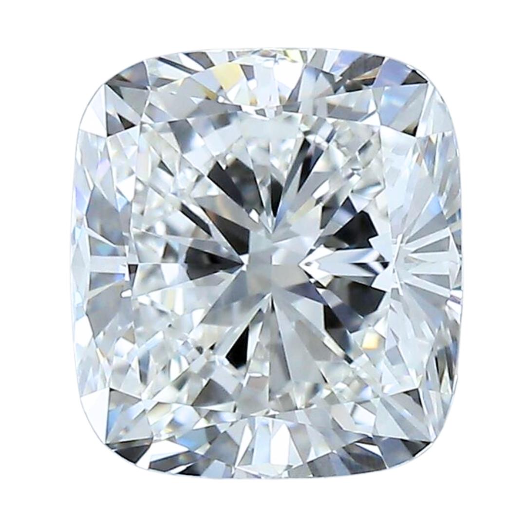 Captivating 3.20ct Ideal Cut Cushion-Shaped Diamond - GIA Certified For Sale 1