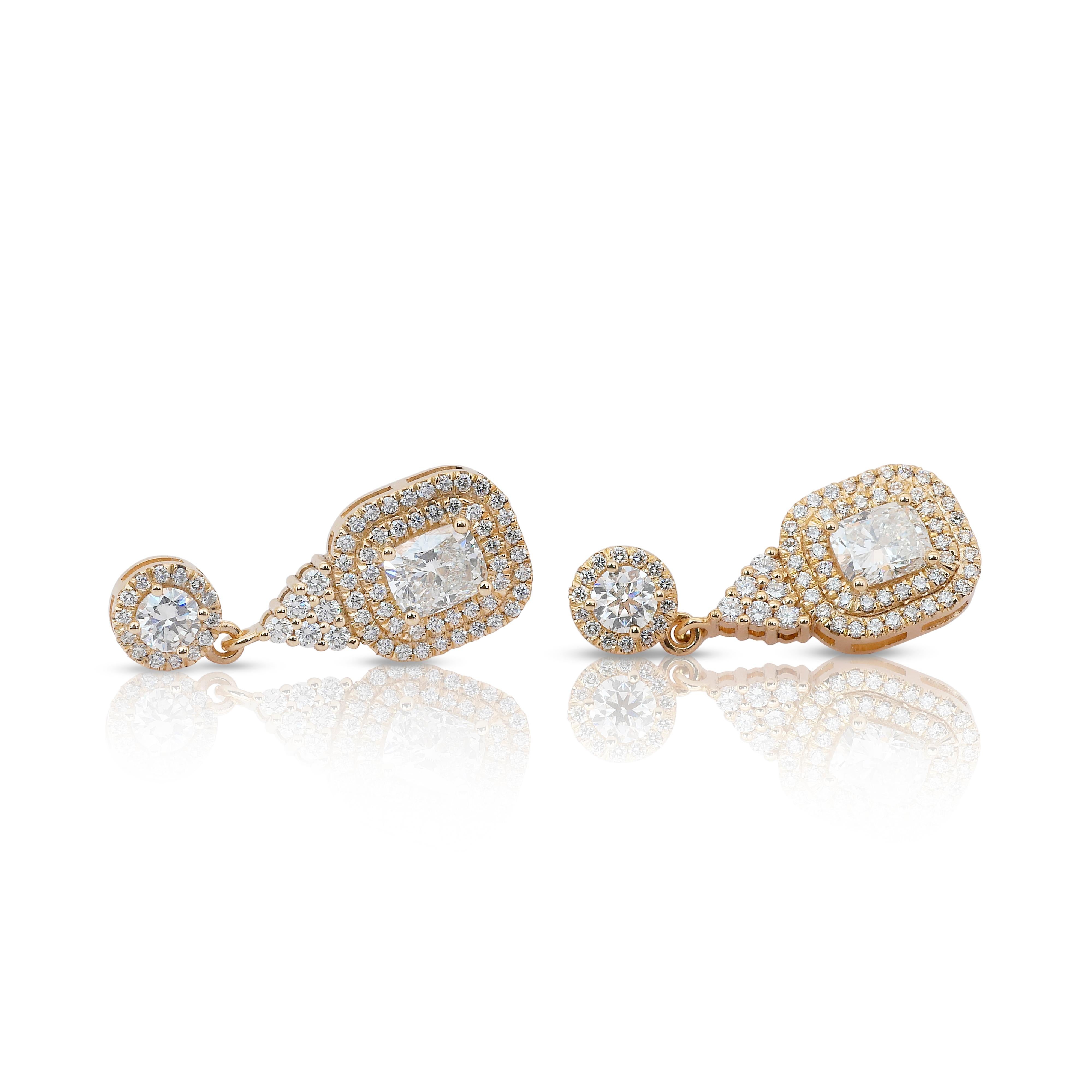 Cautivadores Pendientes de Gota de Diamantes de 3,28ct en Oro Amarillo de 18k - Certificado IGI en venta 3