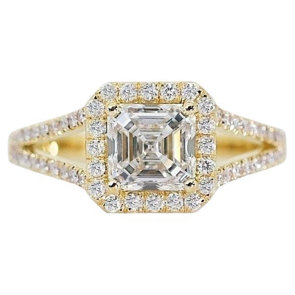 Bezaubernder 3,29 Karat Diamanten Halo-Ring aus 18 Karat Gelbgold - GIA zertifiziert