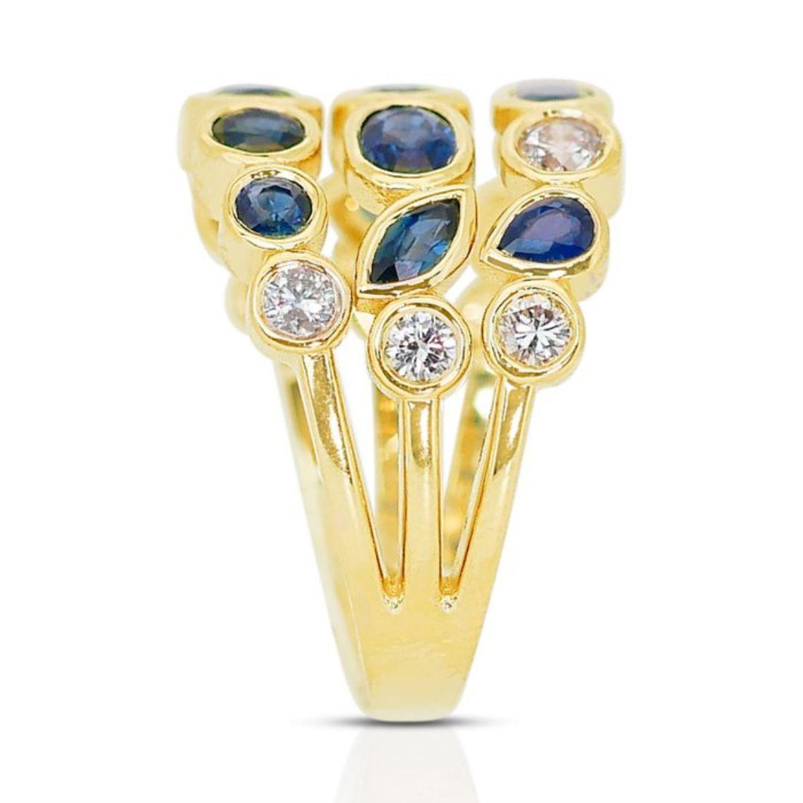 Women's Captivating 3.37ct Diamond and Sapphire Ring in 14K Yellow Gold
