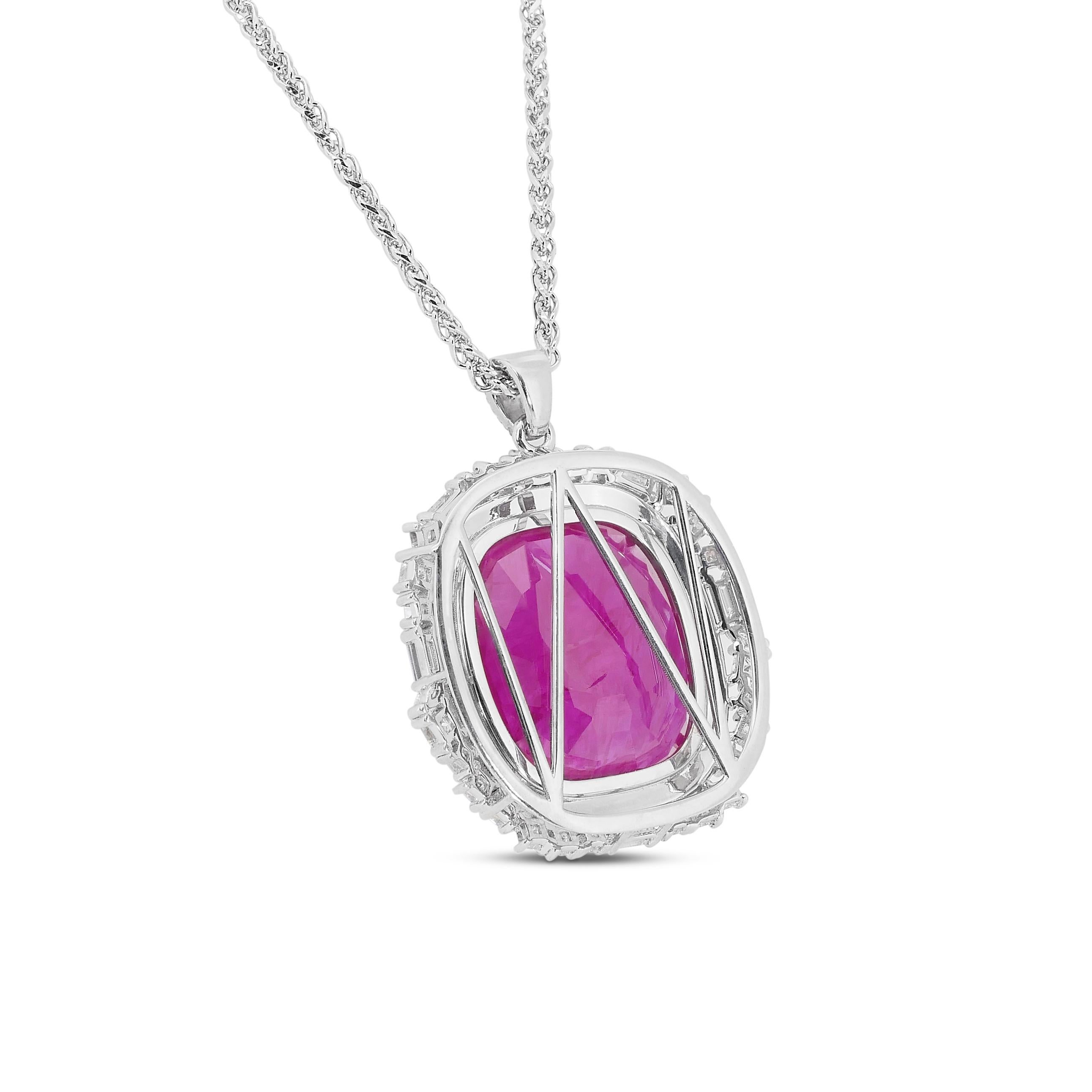 Accattivante collana di rubini e diamanti naturali da 37,01 ct con ciondolo in vendita 2