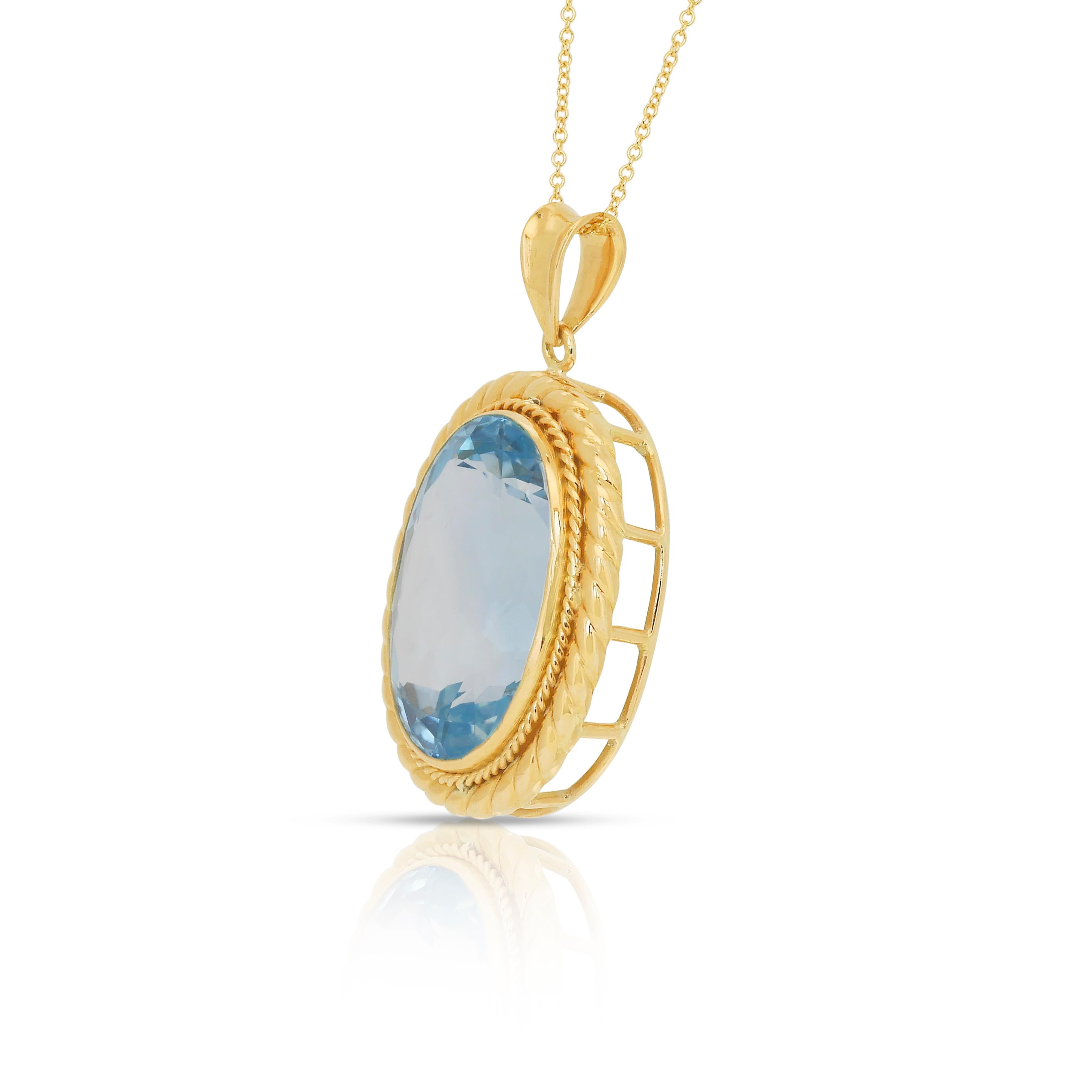 Captivating 38.59ct Topaz Necklace in 18k Yellow Gold - IGI Certified For Sale 1