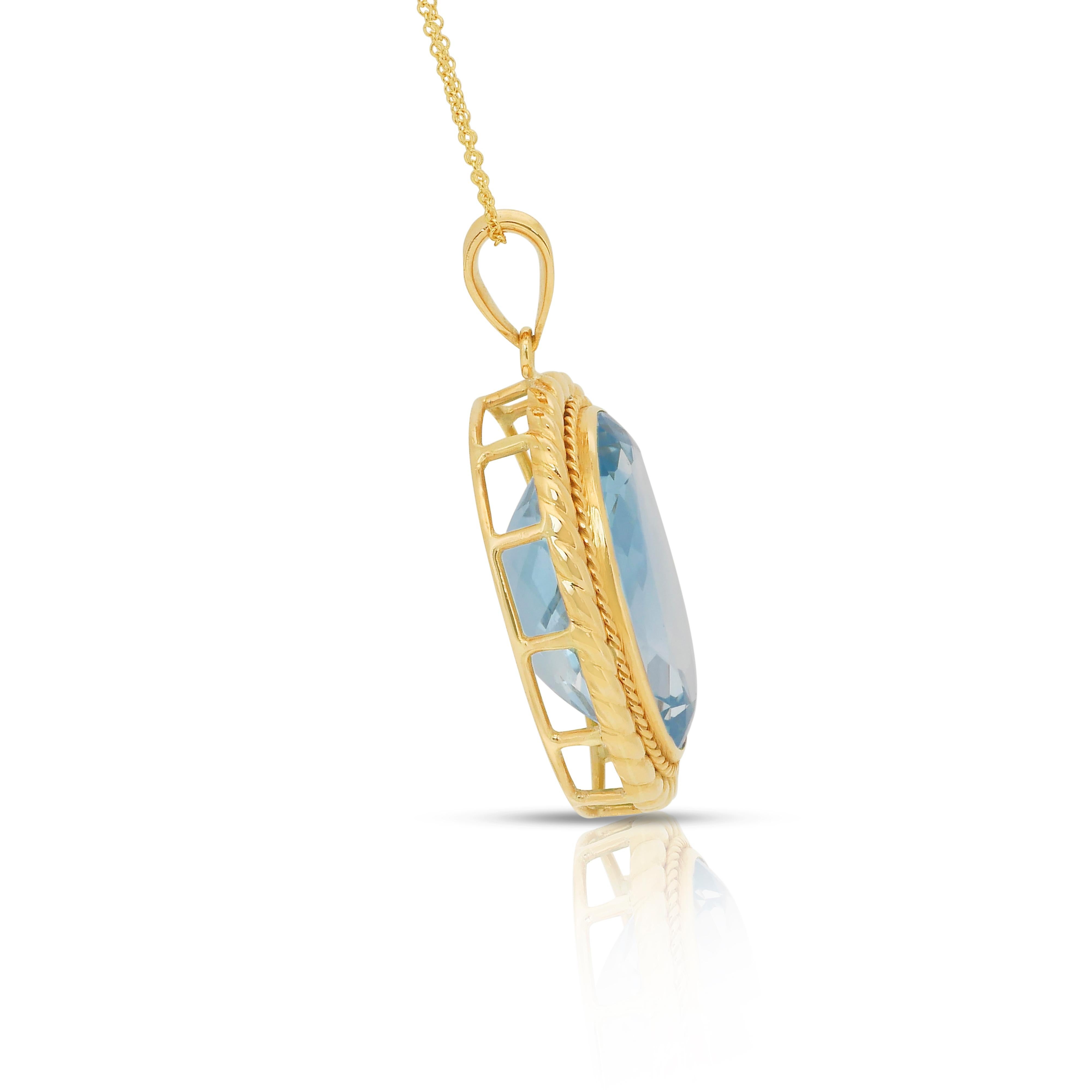 Captivating 38.59ct Topaz Necklace in 18k Yellow Gold - IGI Certified For Sale 2