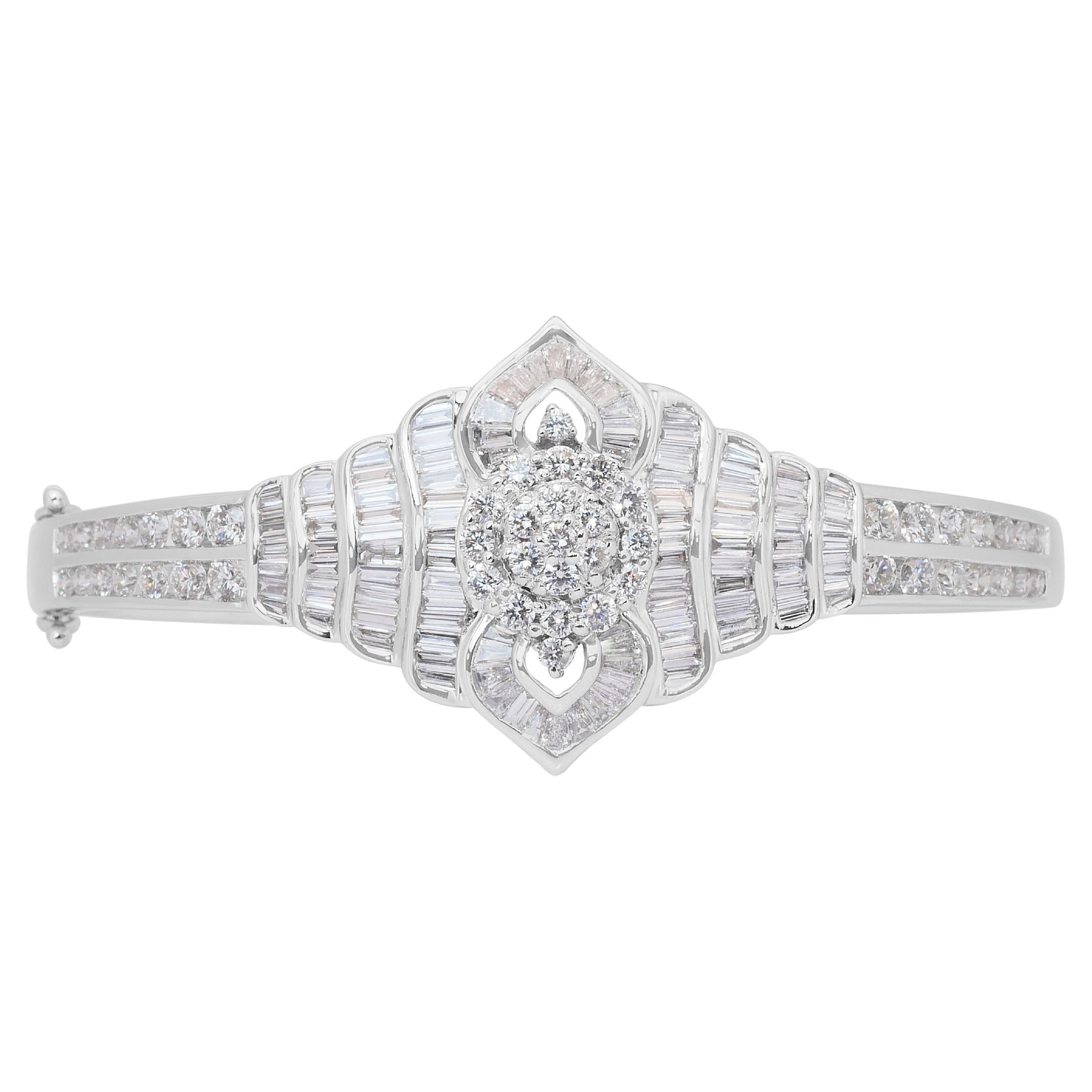 Bracelet captivant en or blanc 18 carats de 5,12 ct de diamants - certifié IGI