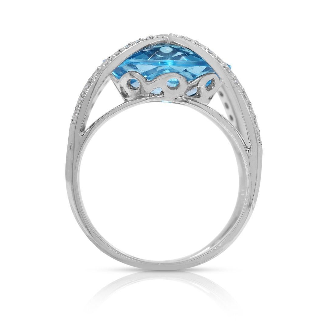 da uomo o donna Captivating 6.14ct Blue Topaz and Natural Diamond Ring in 18K White Gold in vendita