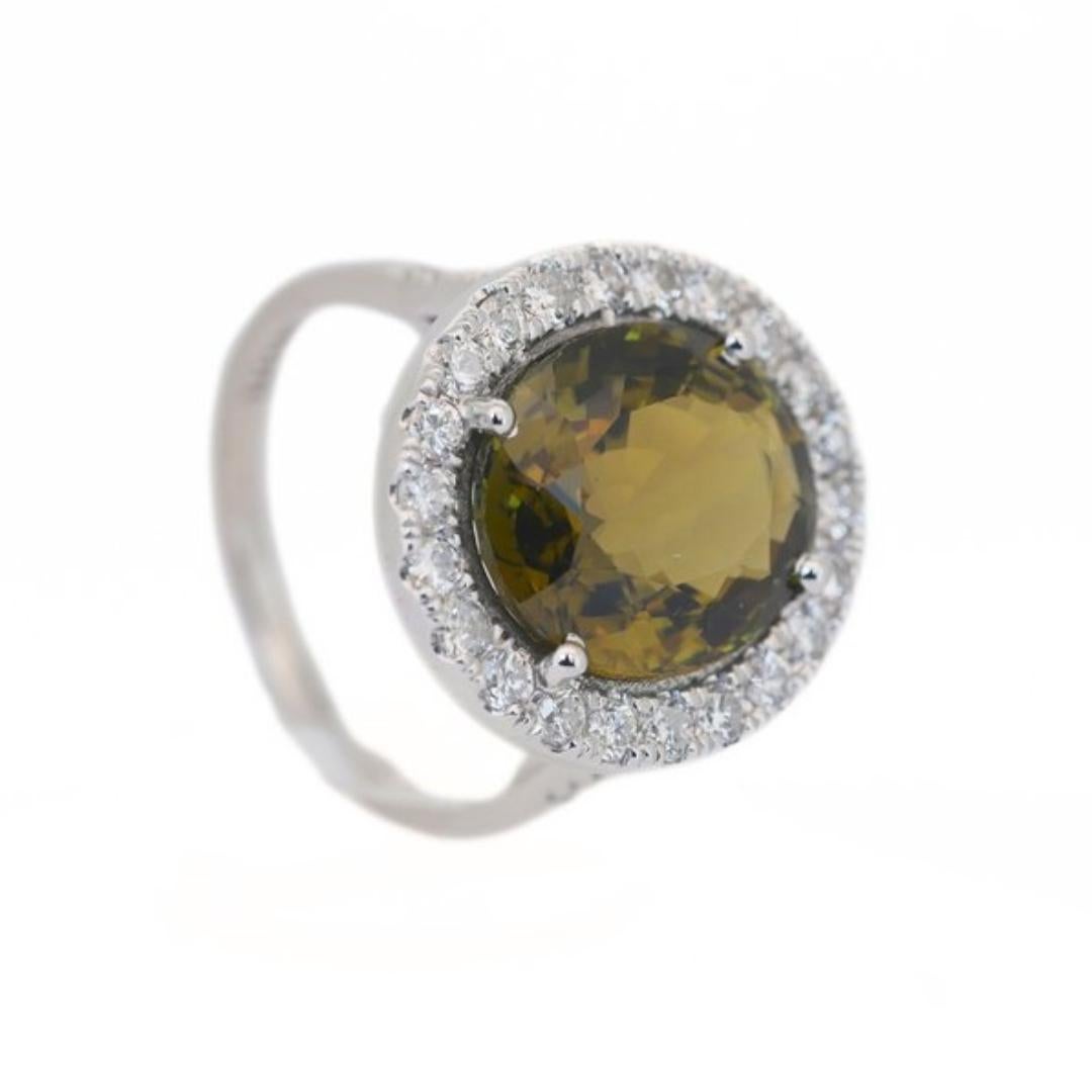 Captivant bague grappe de chrysobéryl 8,23 carats et diamants en or blanc 14 carats - GIA en vente 1