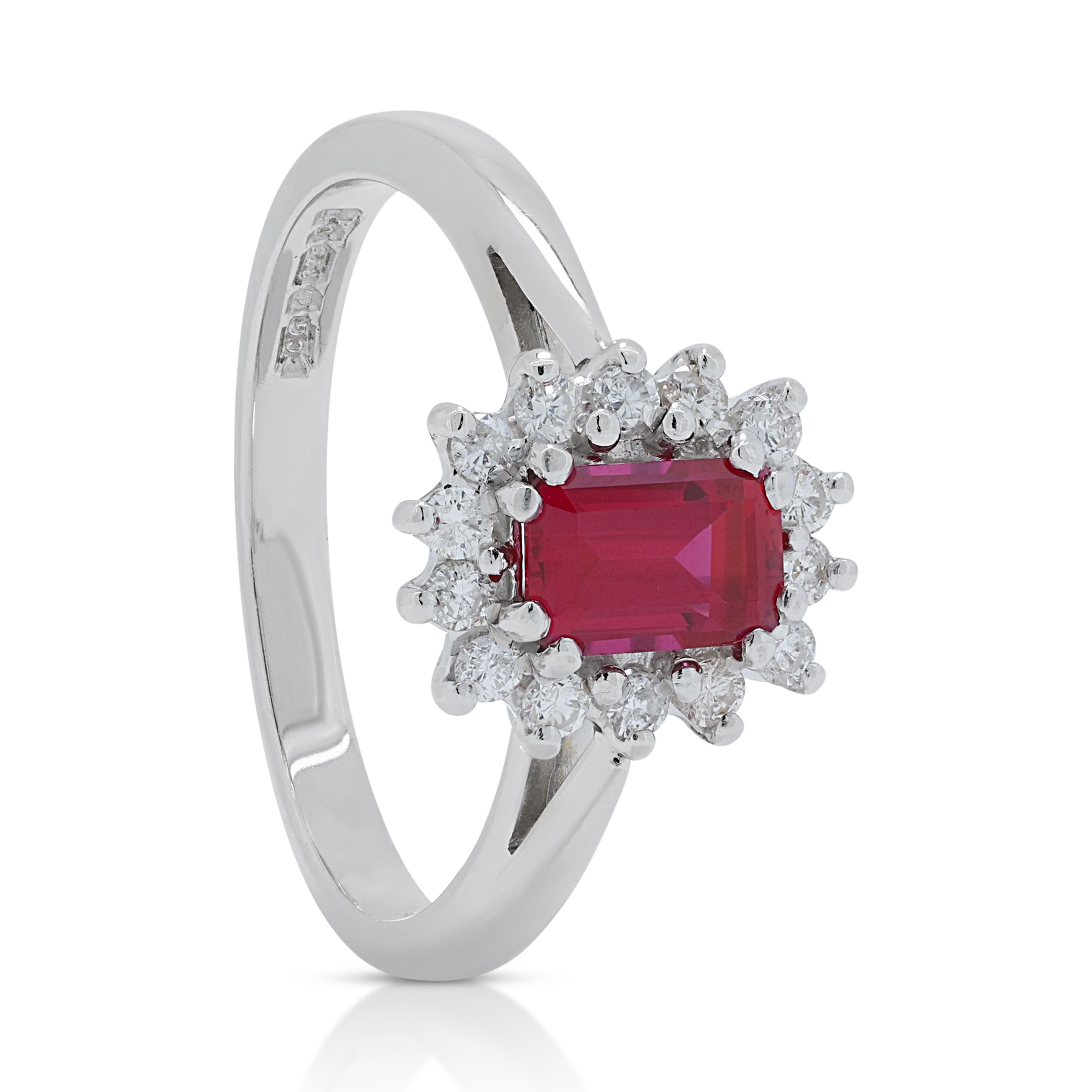 Captivating 9.14ct Ruby Ring in 9K Yellow Gold with Diamonds 2