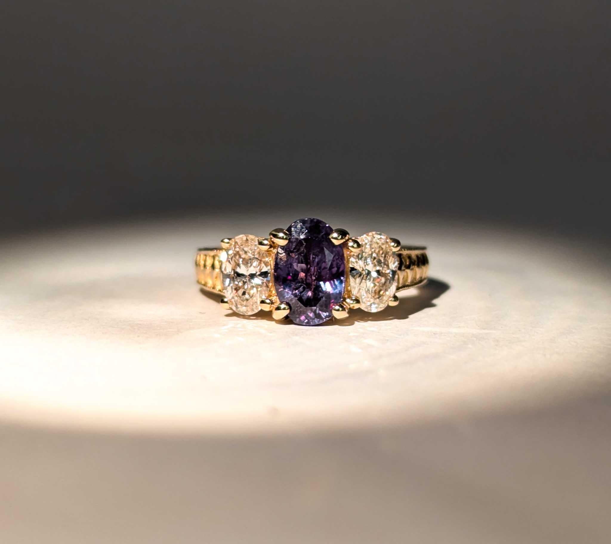 Captivating Alexandrite & Diamond Milgrain Ring in 14k Gold 5