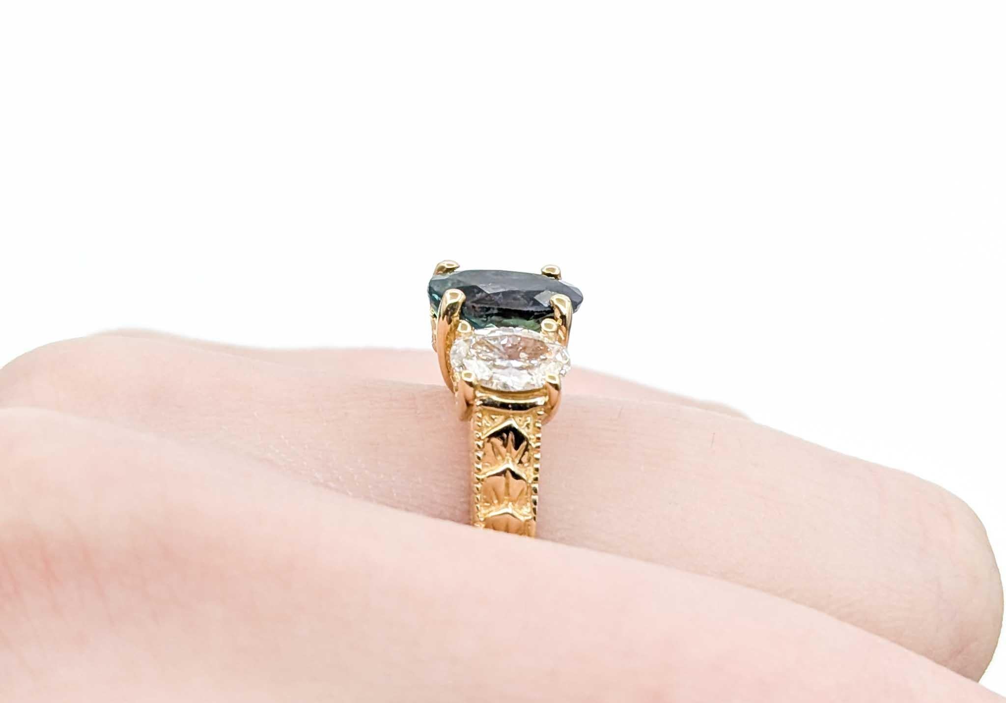 Captivating Alexandrite & Diamond Milgrain Ring in 14k Gold
Introducing a stunning Alexandrite Ring, meticulously crafted in 14k gold with delicate milgrain detailing. This exceptional piece showcases a 1.62ct color-changing GIA-certified