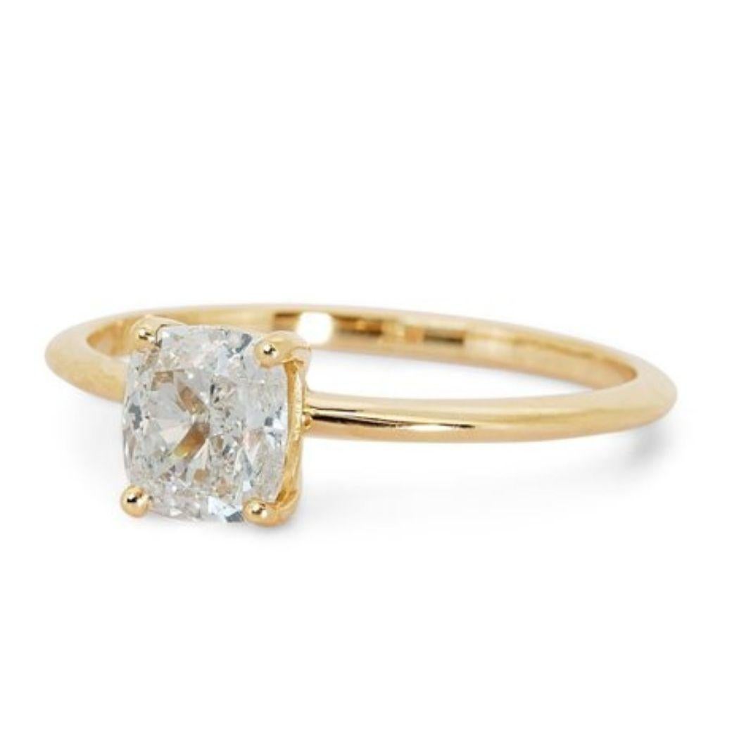 Taille coussin Captivant diamant coussin : 1,02 carat G IF Cushion Diamond Ring  en vente