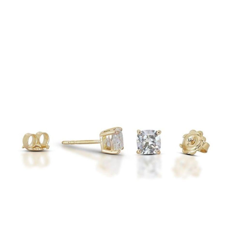Captivating Cushions: 2.01ct F-G VS1 Cushion Diamond Earrings In New Condition For Sale In רמת גן, IL
