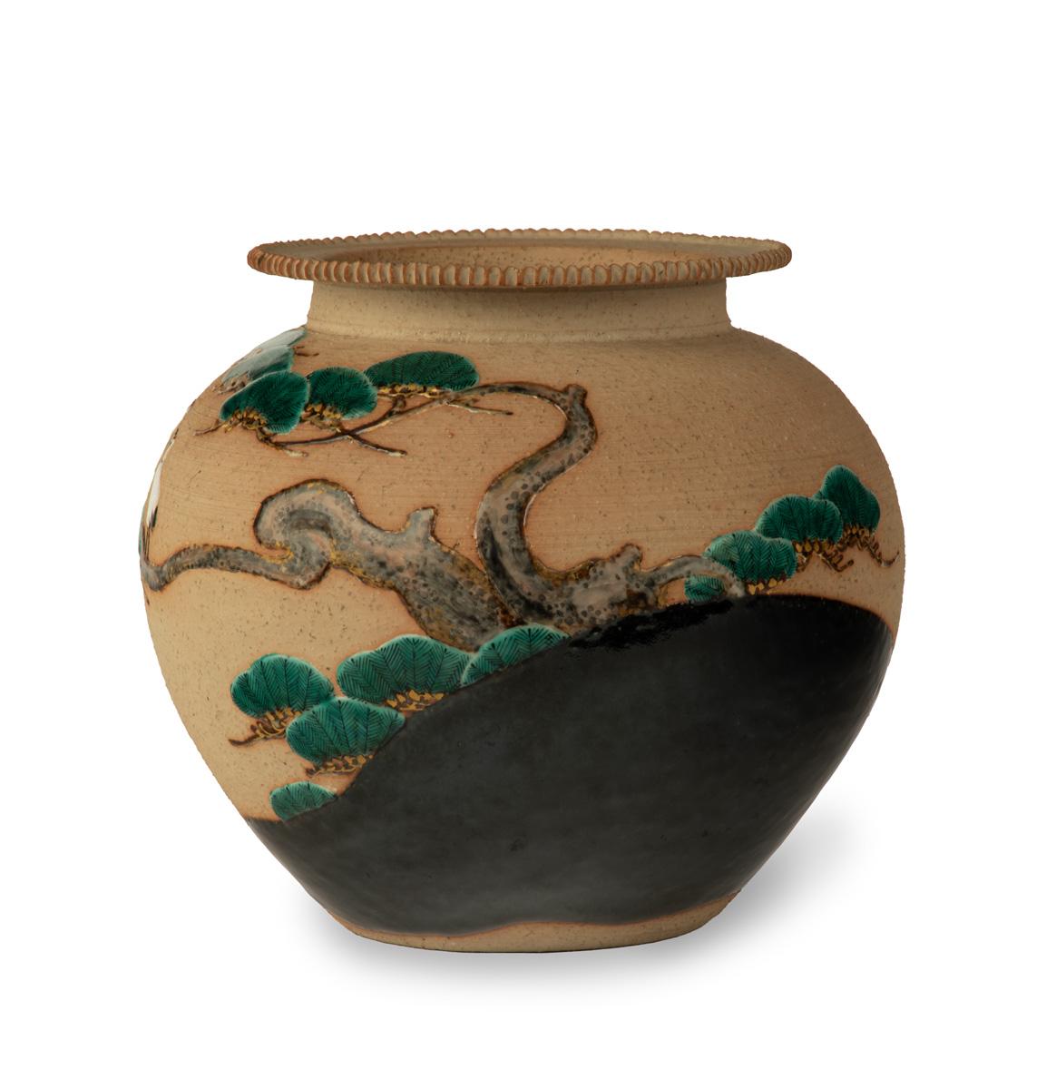 Captivating Japanese Stoneware Jardiniere by Makuzu Kozan II In Good Condition For Sale In Christchurch, GB