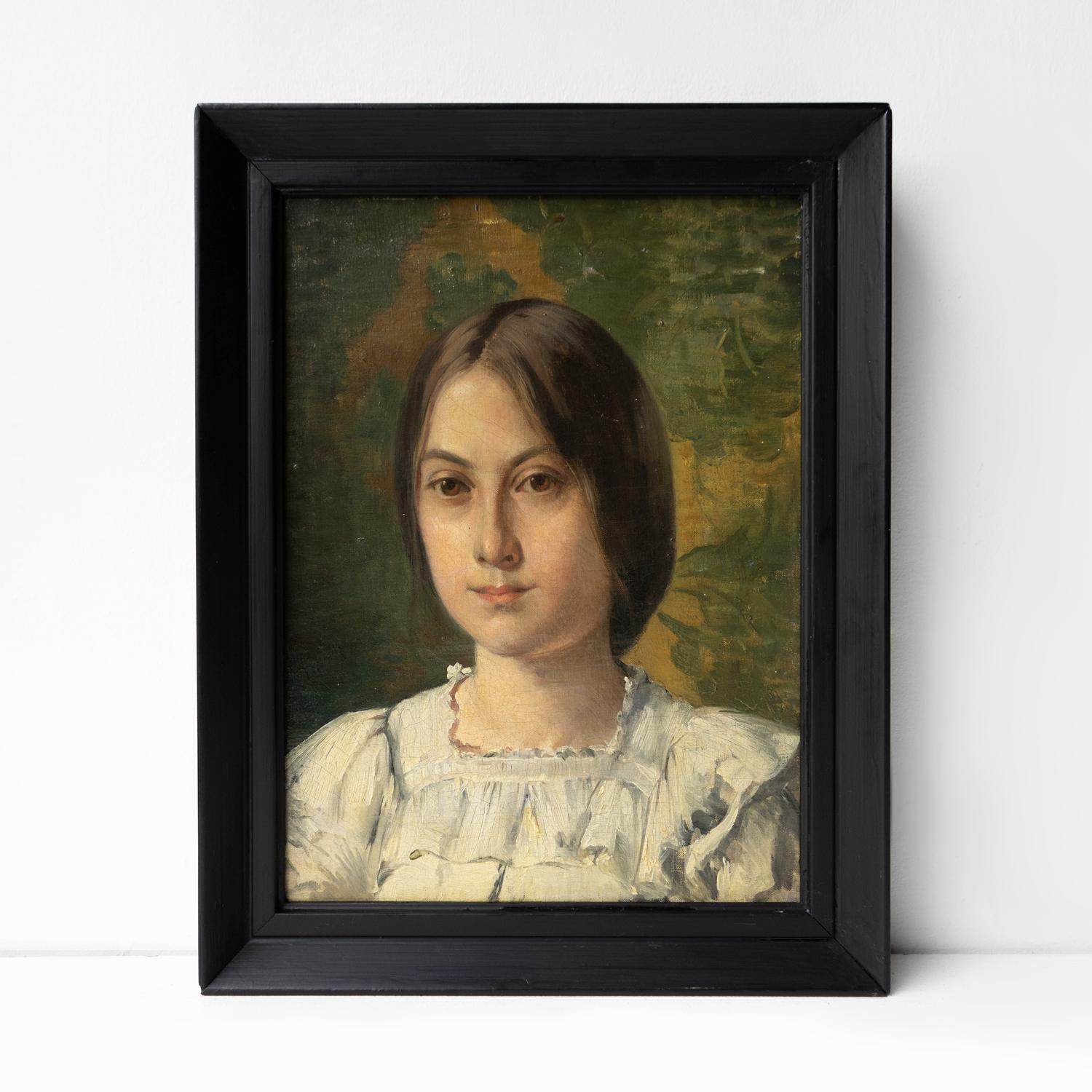 ANTIQUE ORIGINAL OIL ON CANVAS PAINTING DEPICTING A FEMALE SITTER

A captivating portrait depicting a young woman with a kind yet powerful face dressed in white and against a green-mottled background. She is full of character. 

The painting is
