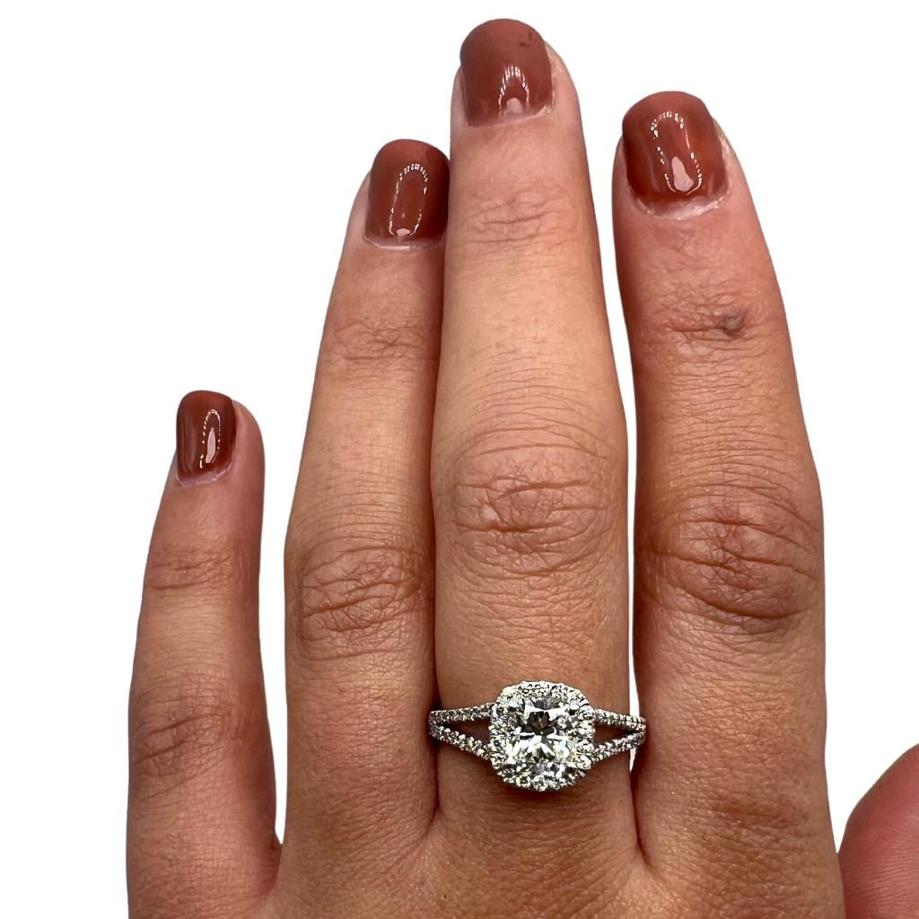 Captivating Ring features a Dazzling 1.01 carat cushion cut Natural Diamond 5