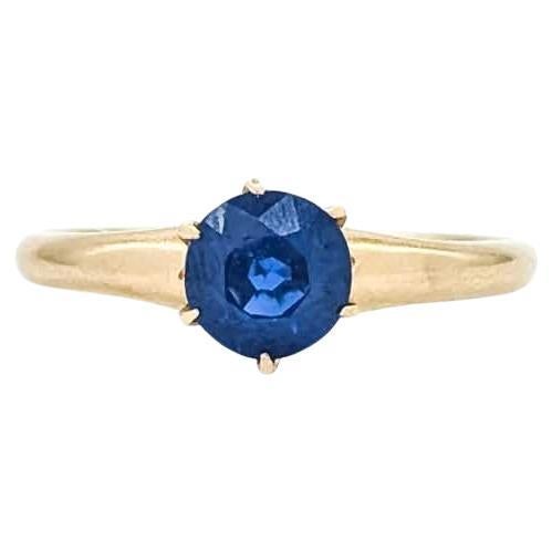Captivating Sapphire Solitaire Ring in 14K Yellow Gold