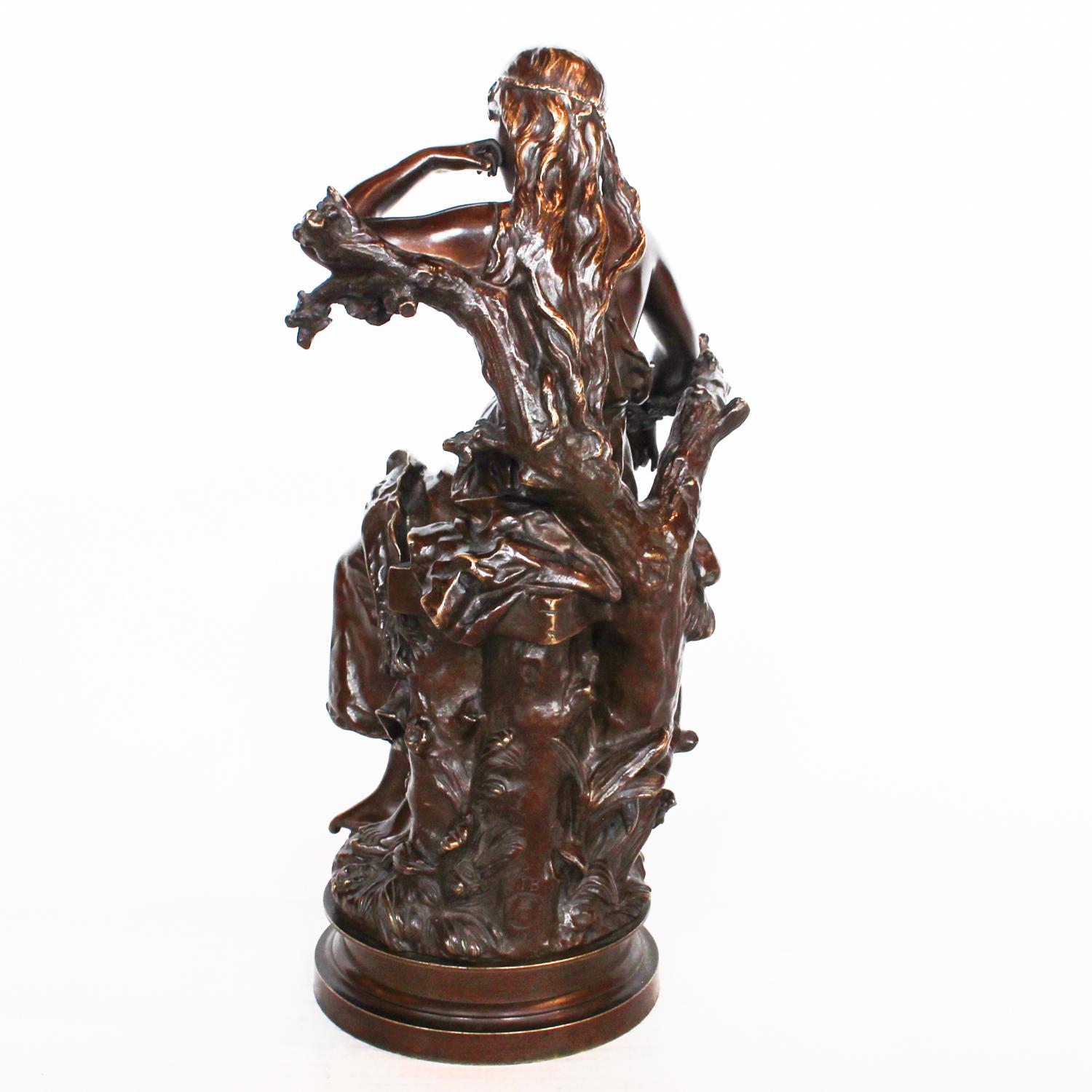 Art nouveau captive