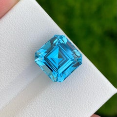 Capture the Brilliance of Swiss Blue Topaz Gemstone for the Discerning Collector