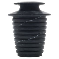 Capua Medium-Vase von Ivan Colominas