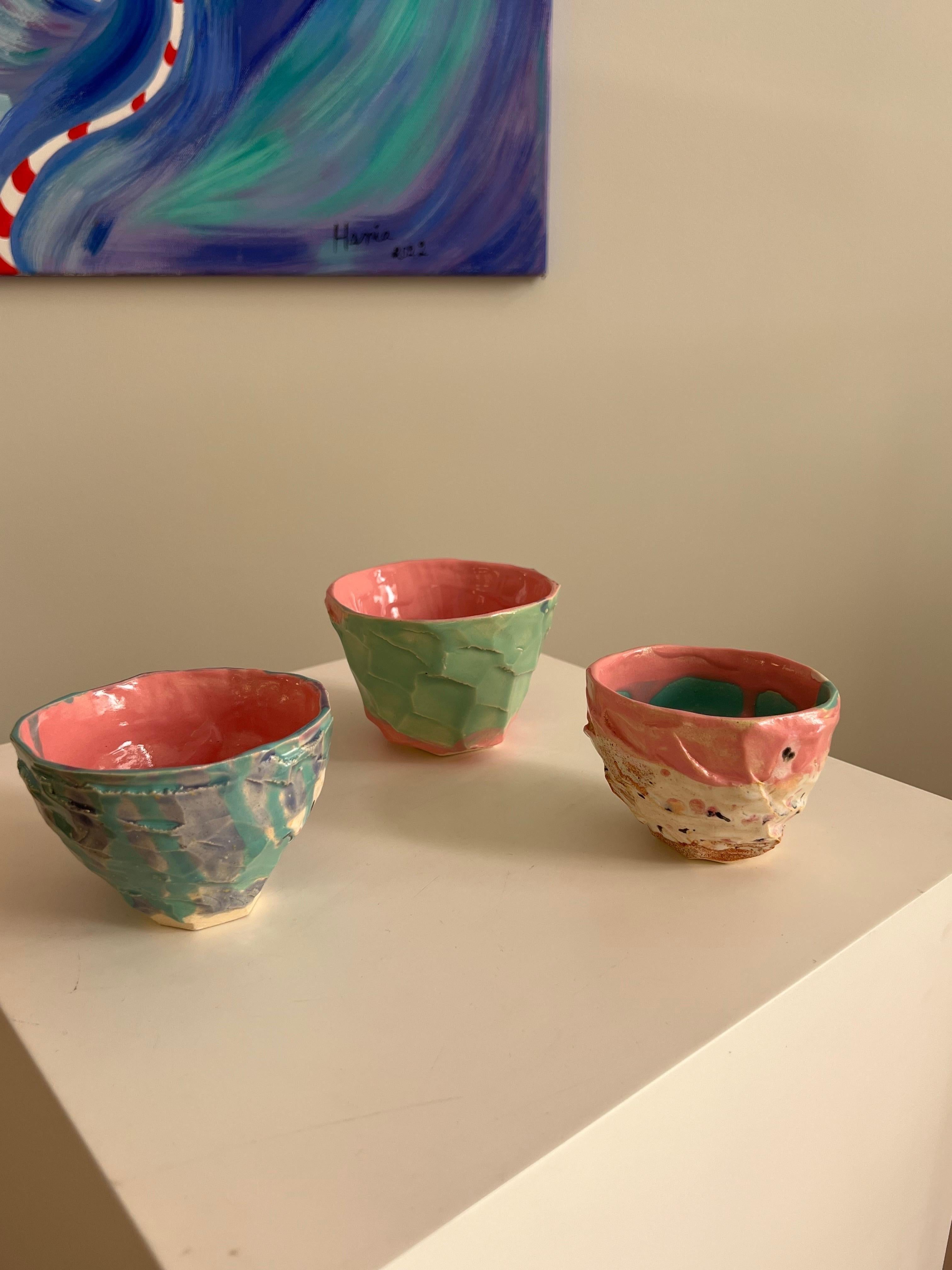 XXIe siècle et contemporain Tasses à café Kurinuki en grès coloré d'inspiration japonaise de Hania Jneid en vente