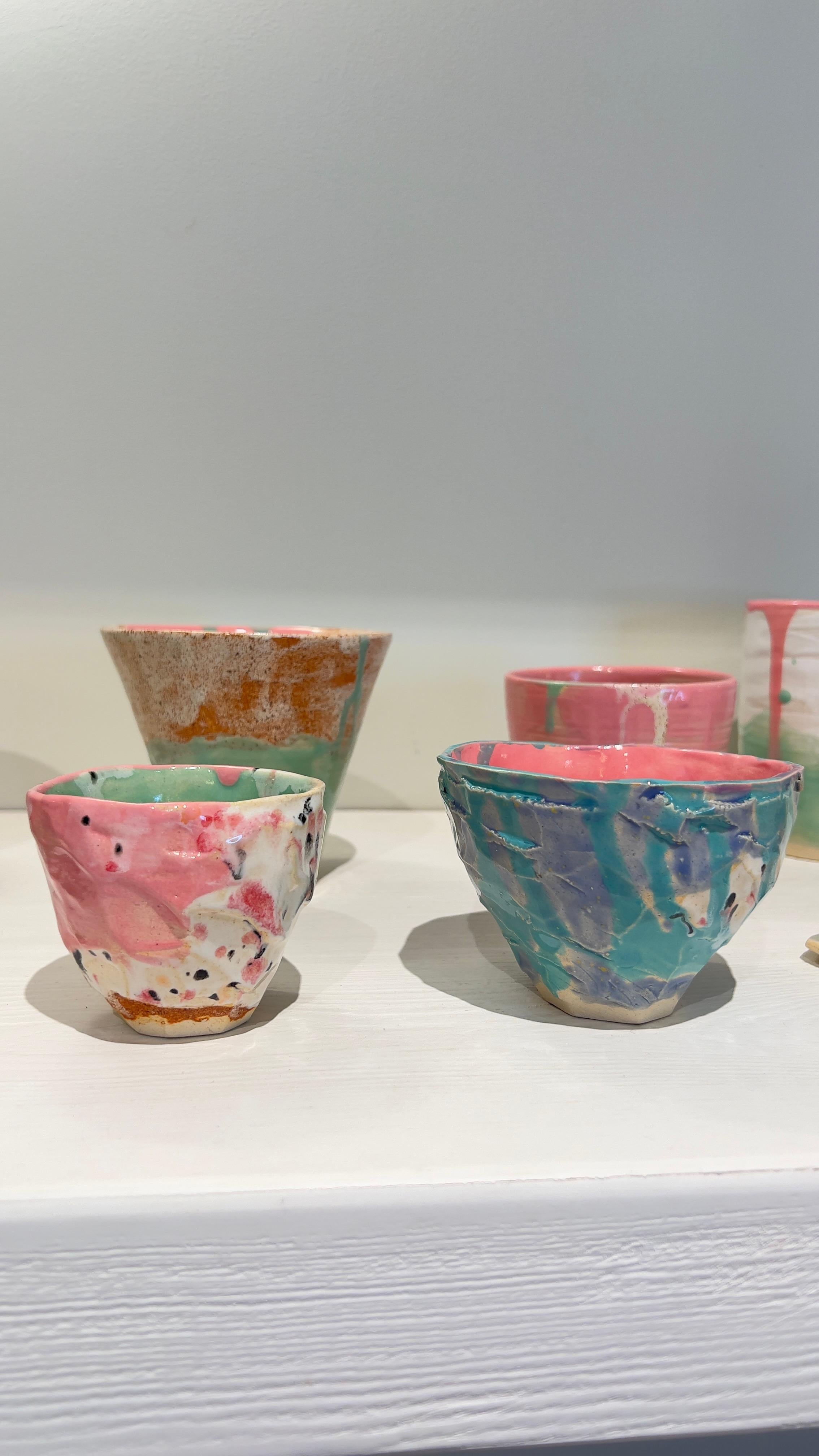 Tasses à café Kurinuki en grès coloré d'inspiration japonaise de Hania Jneid en vente 4