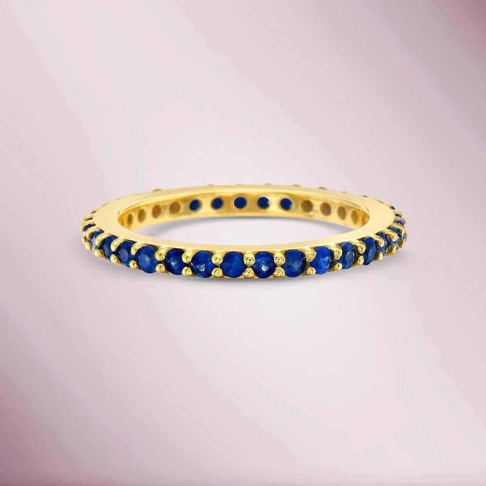 Round Cut Capucelli Blue Sapphire Eternity Band Ring (1.25 ct.) 4-Prongs Set in 14K Gold For Sale
