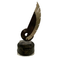 Car Mascot / Hood Ornament / Papaerweight Market Roque