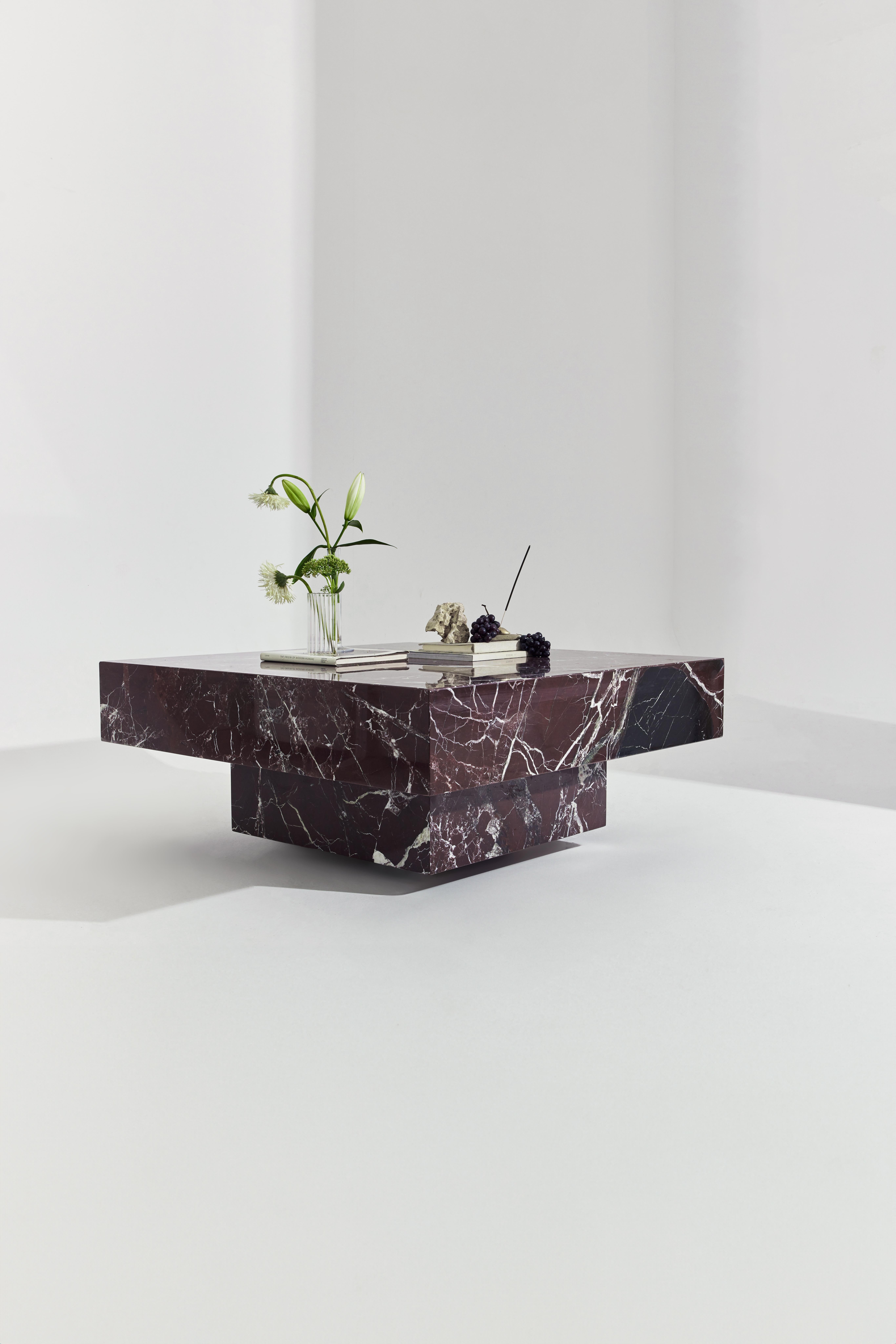 Mesa baja Cara Rosso Levanto by RAFFINATO Turco en venta