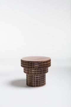 Einzigartiger Brown Handcrafted Nussbaum Carabottino Tavolino Beistelltisch von Cara Davide