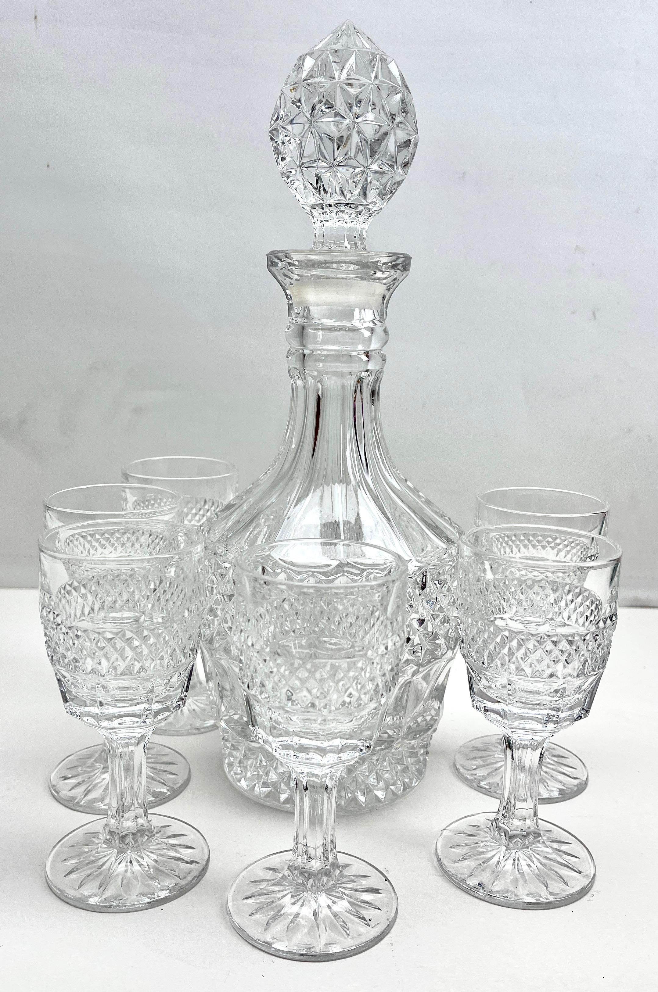 Hand-Crafted Carafe with Stopper and Set of 6 Small Wine, Liqueur Glasses For Sale