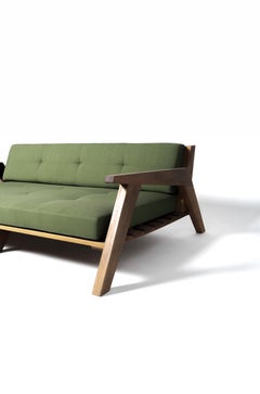 Sofá con chaise longue minimalista artesanal brasileño "Caraíva" de Dimitrih Correa