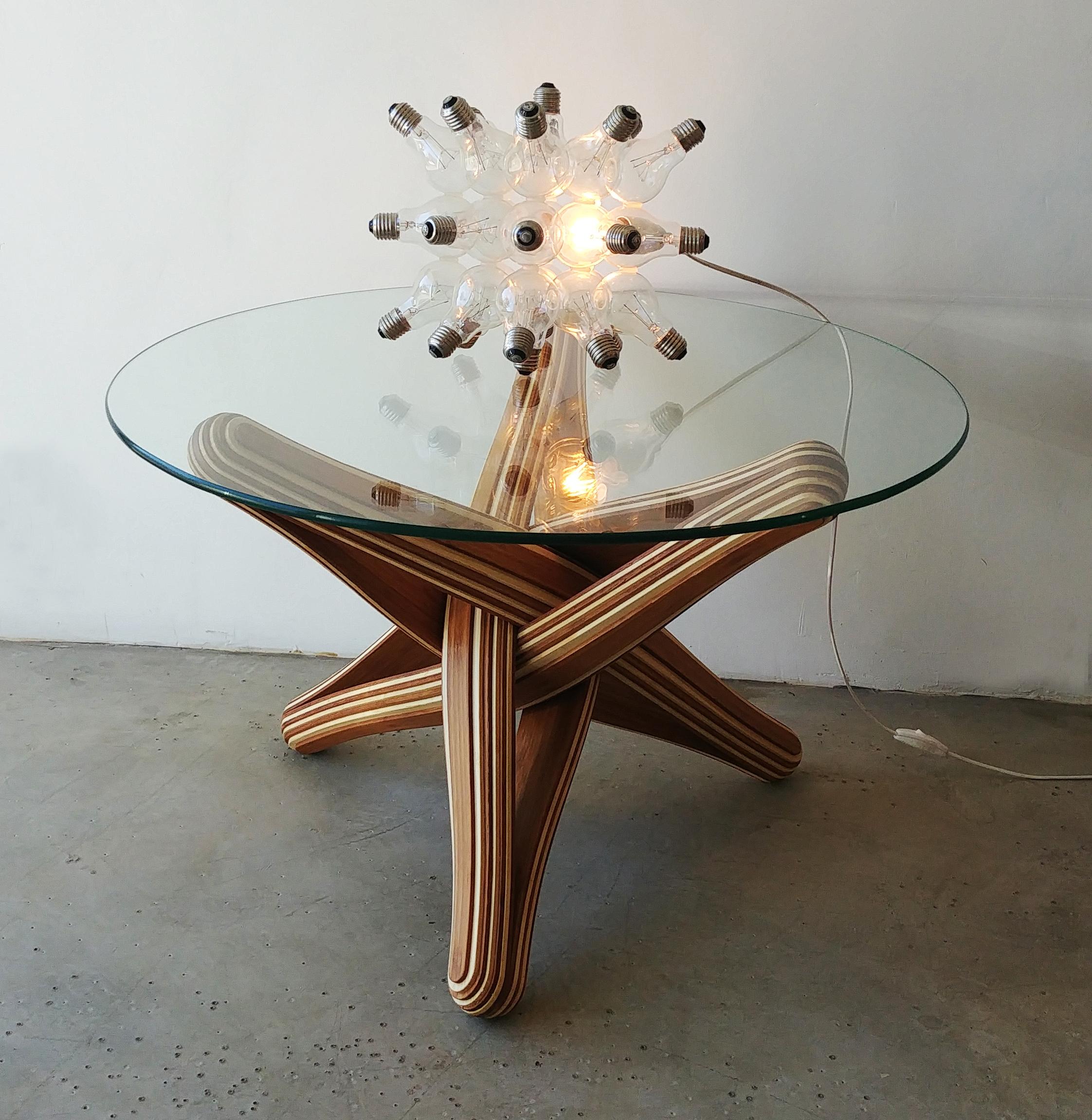 Dutch Caramel / naturel bamboo Coffee Table with Glass Top For Sale