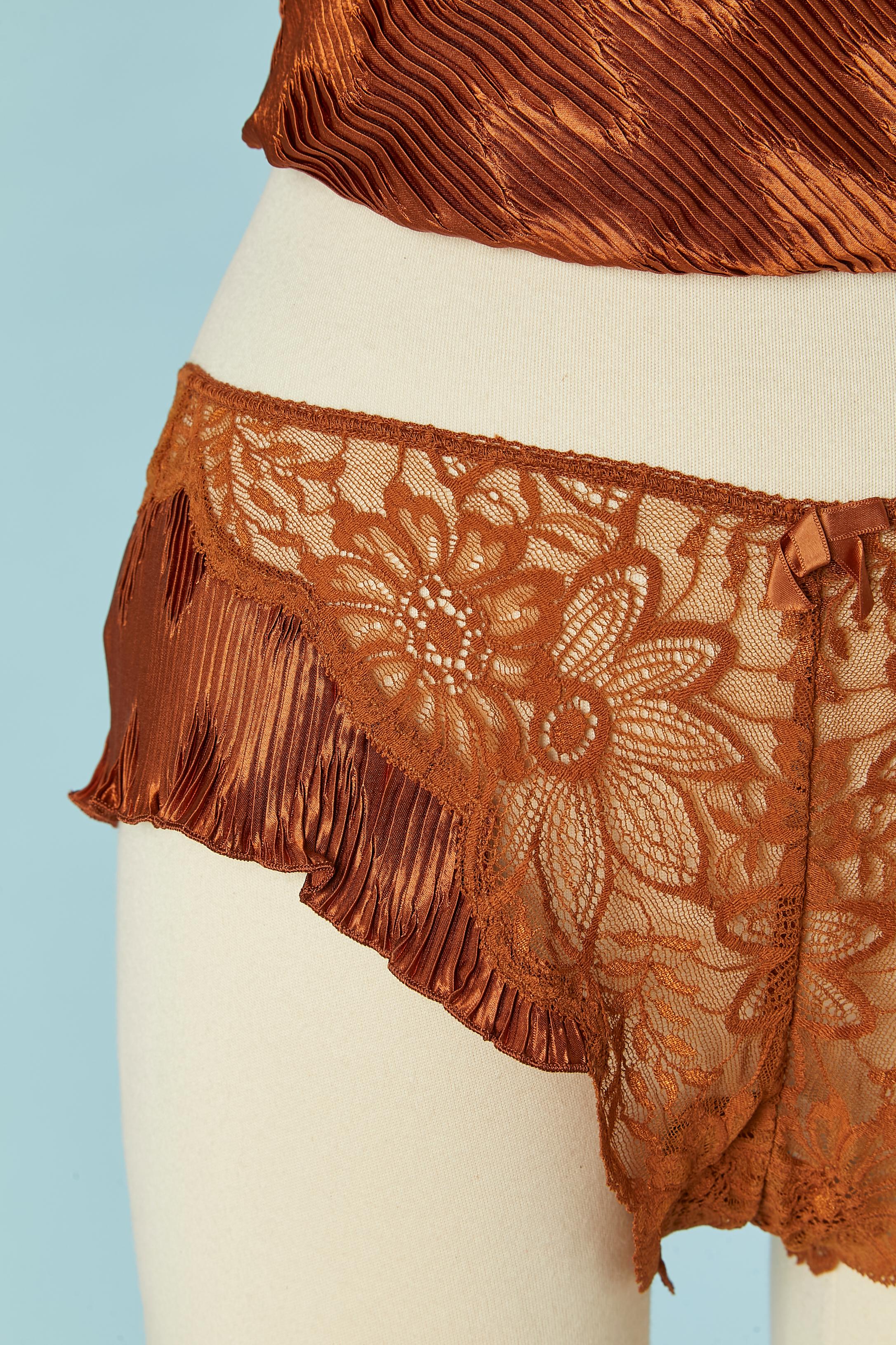 Beige Caramel brown Bustier and panties pleated and lace LA PERLA ( New with tag) For Sale