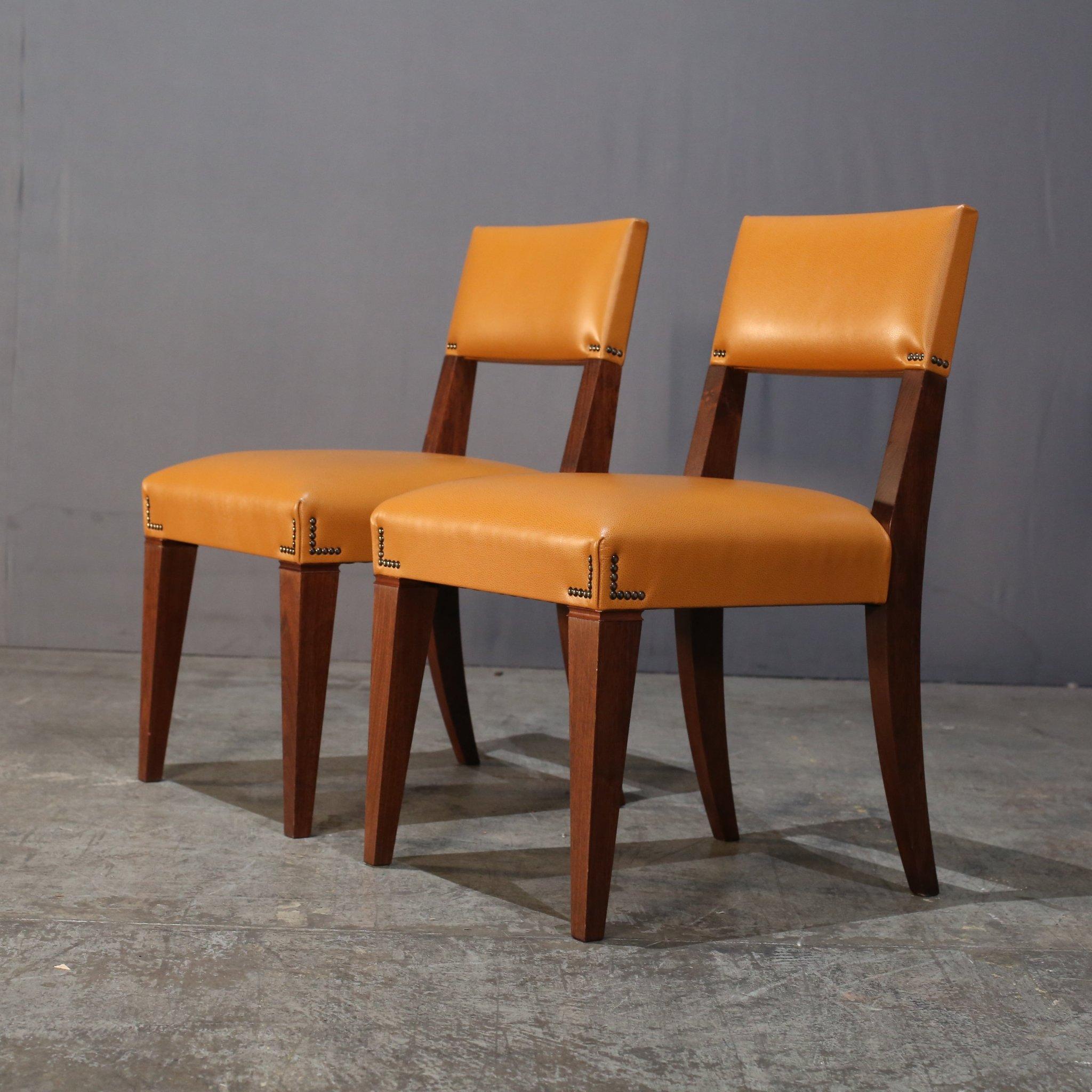 Caramel Brown Leather Chair, Set of Eleven im Angebot 4