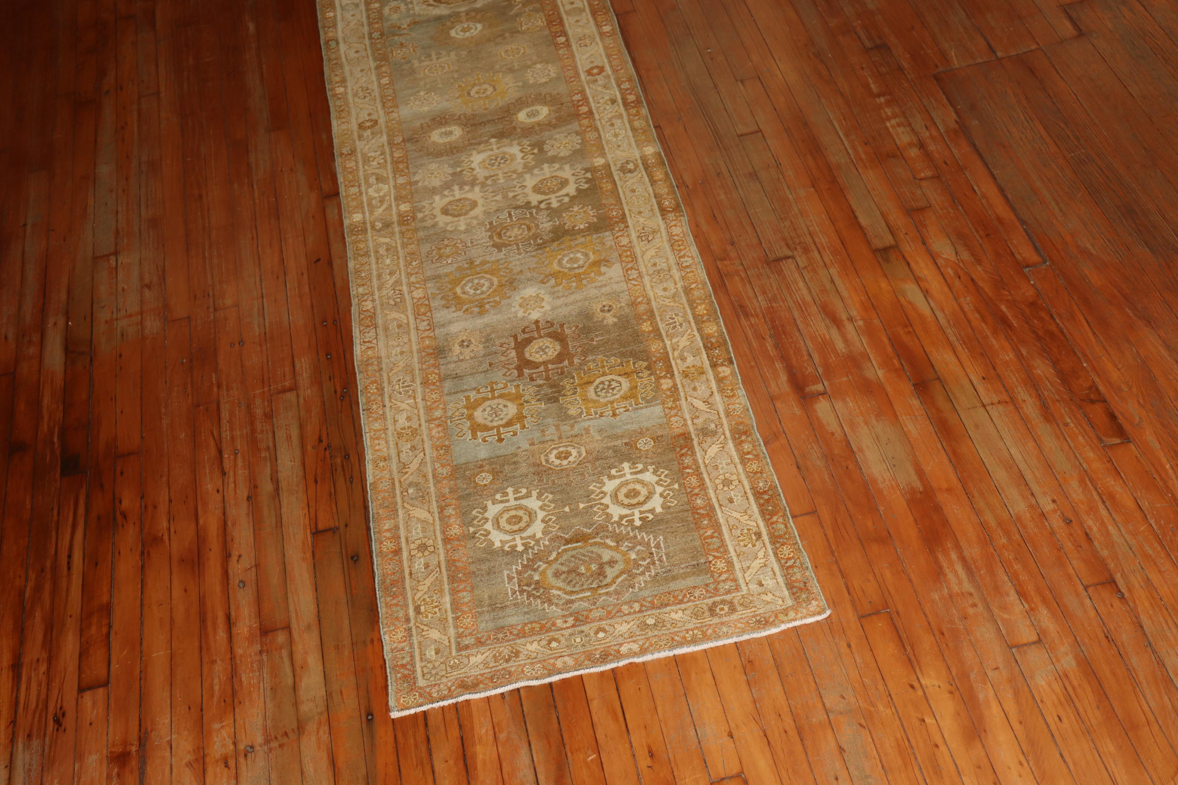 Stunning Persian Malayer runner in caramel tones with infamous mini khani design

Measures: 2'8'' x 16'.